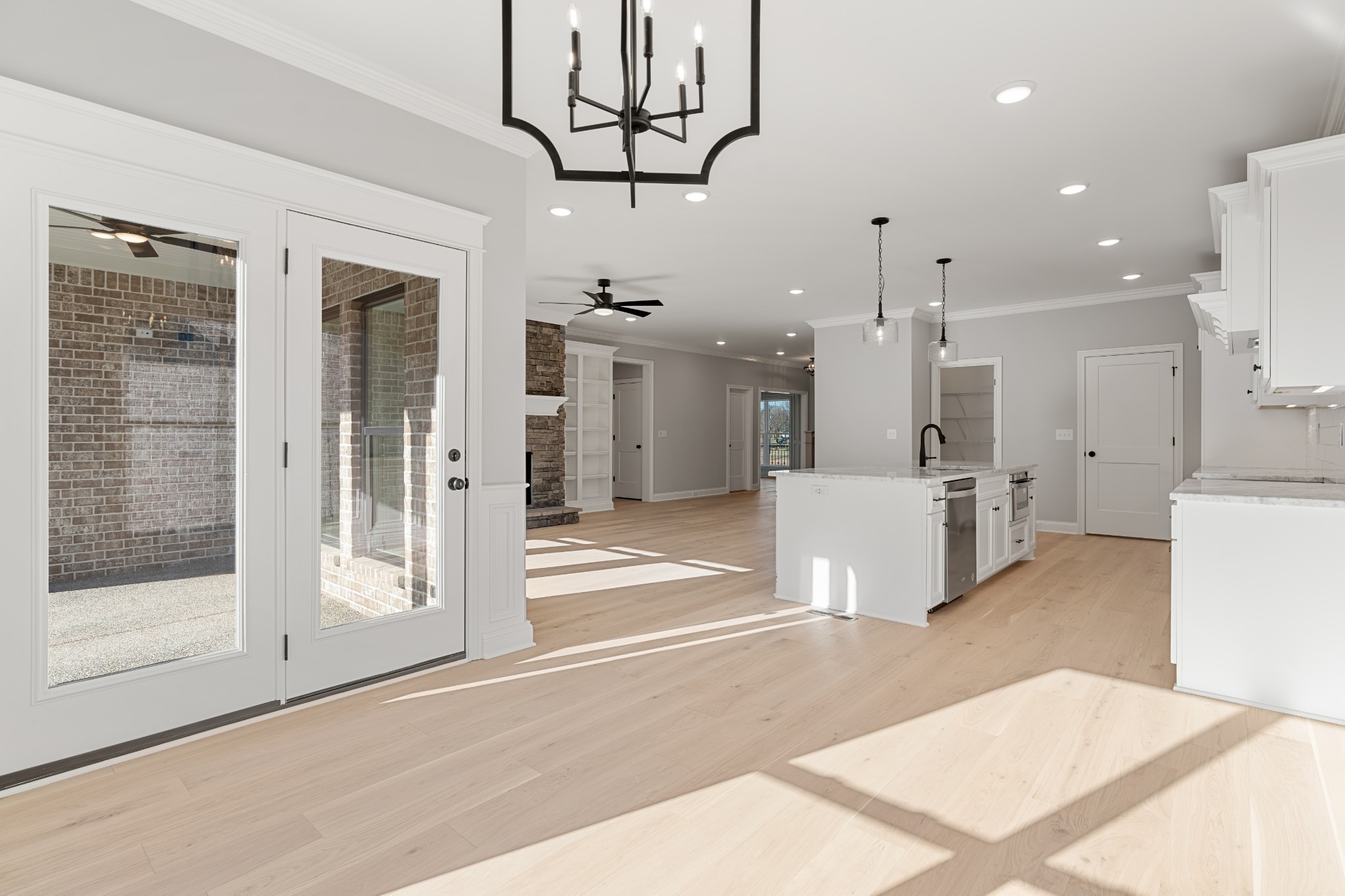 2020 Wt Chandler Blvd Property Photo 14