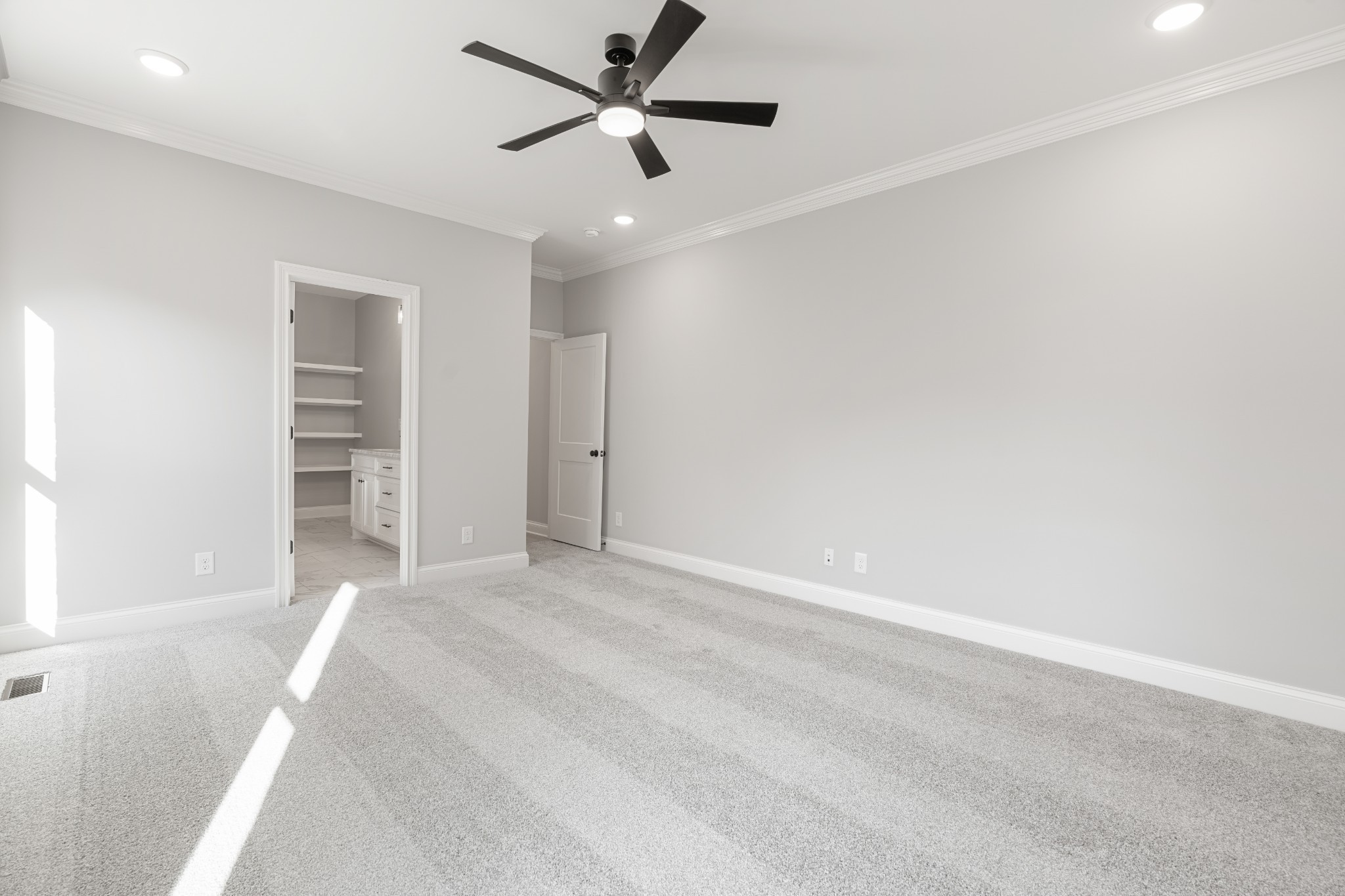 2020 Wt Chandler Blvd Property Photo 17