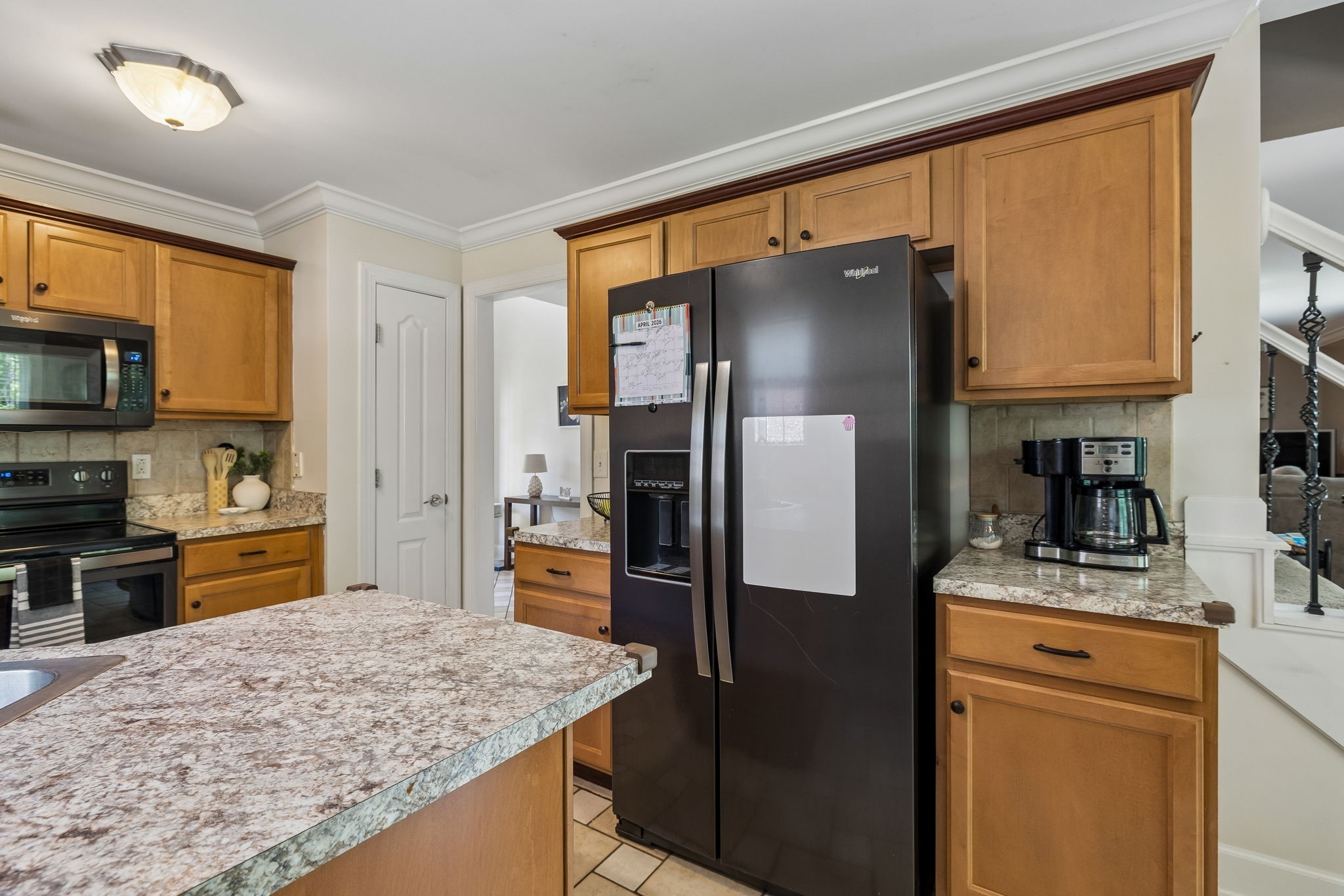 2521 Edinburgh Street Property Photo 7