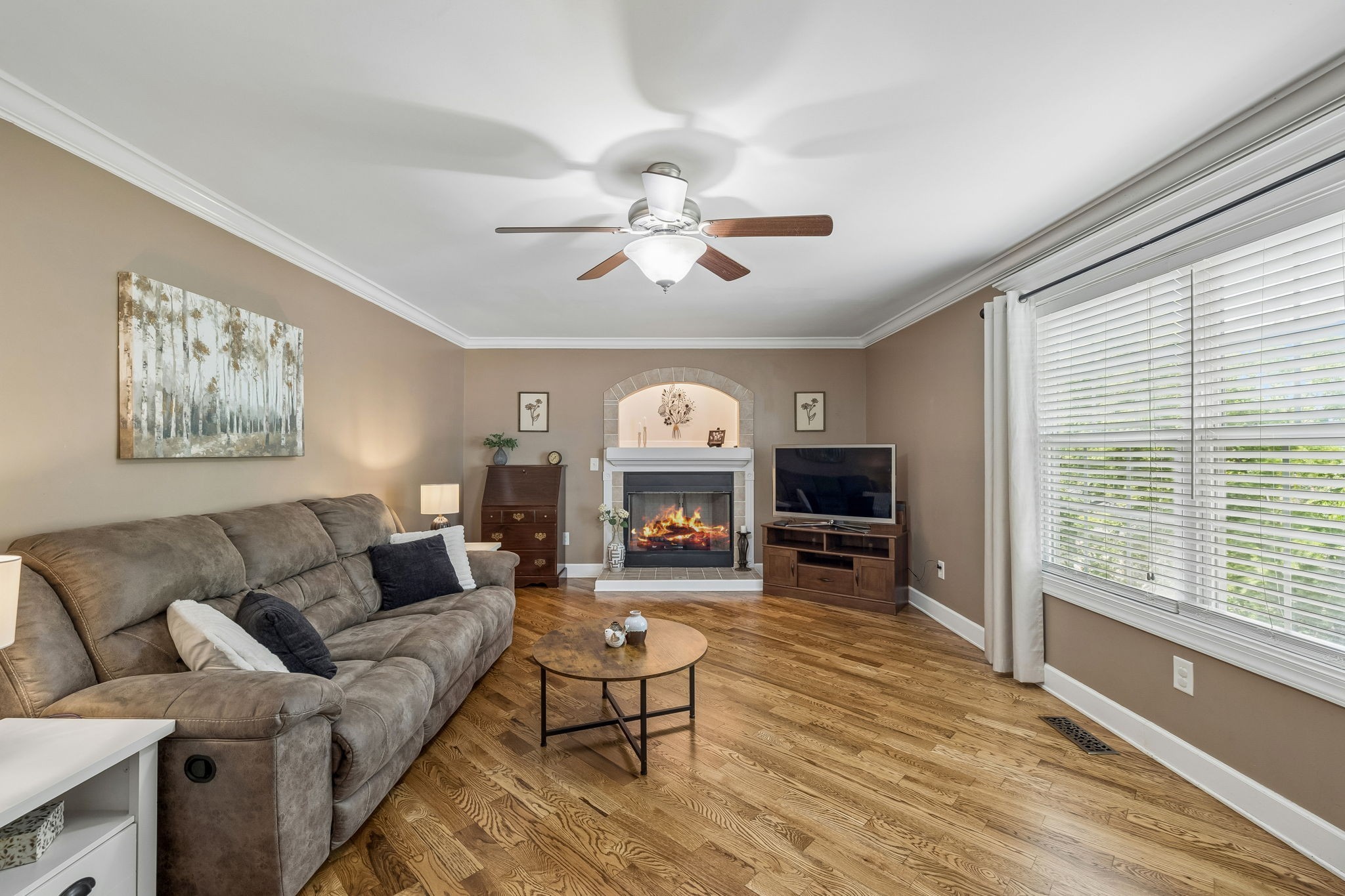 2521 Edinburgh Street Property Photo 16
