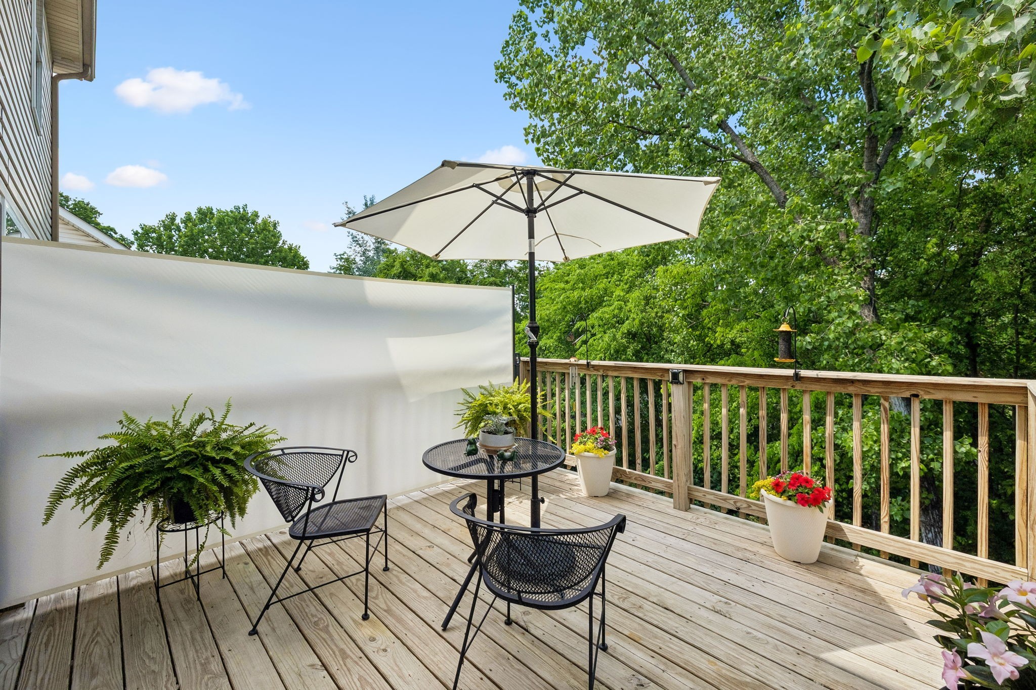 2521 Edinburgh Street Property Photo 43