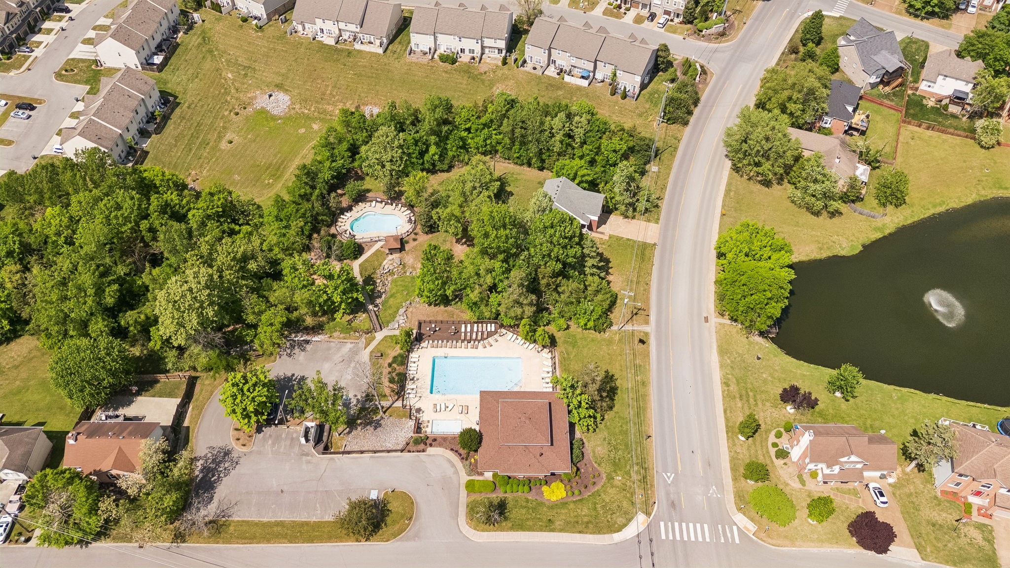 2521 Edinburgh Street Property Photo 62