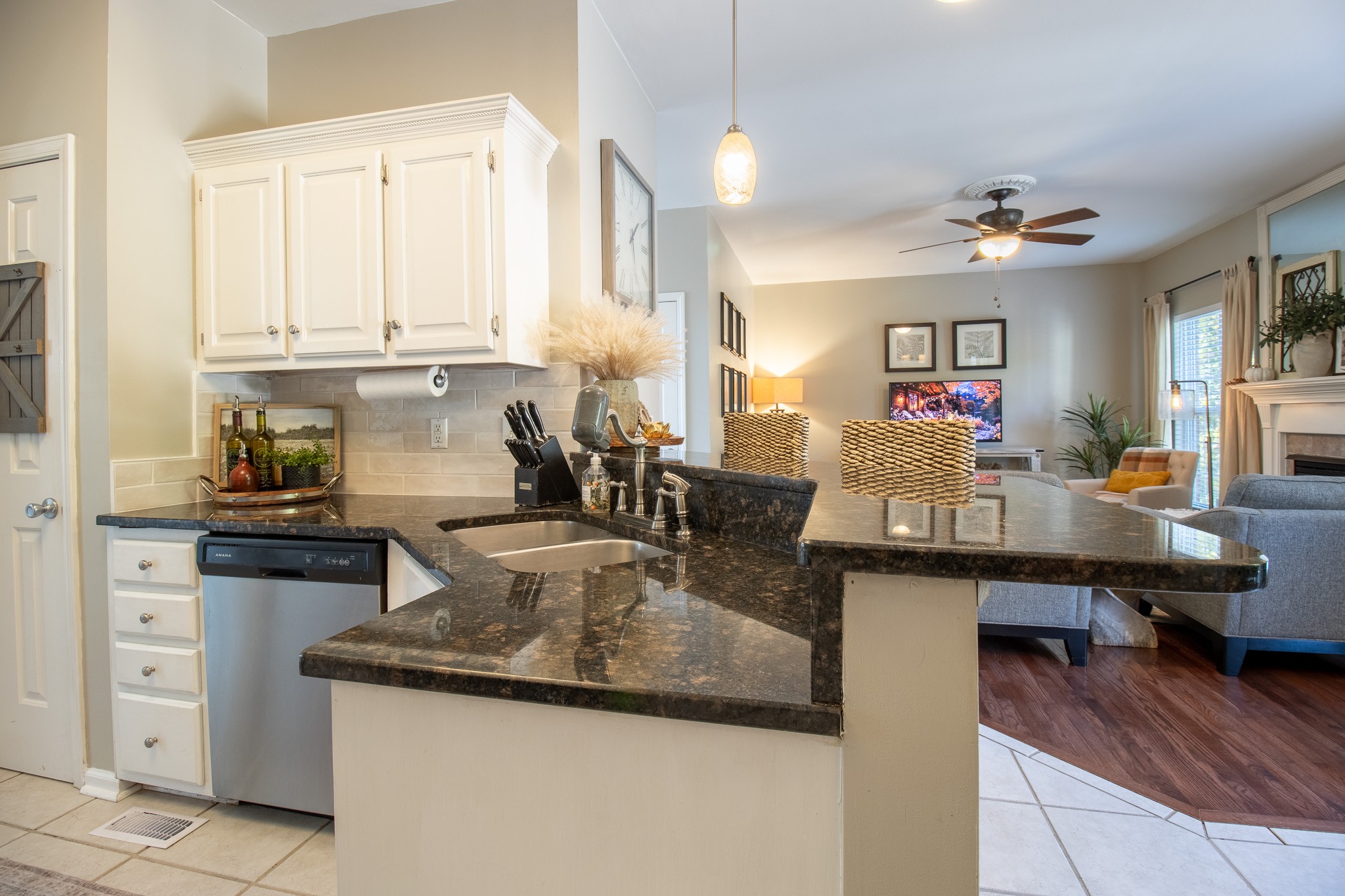 1516 Stoner Vly Property Photo 12