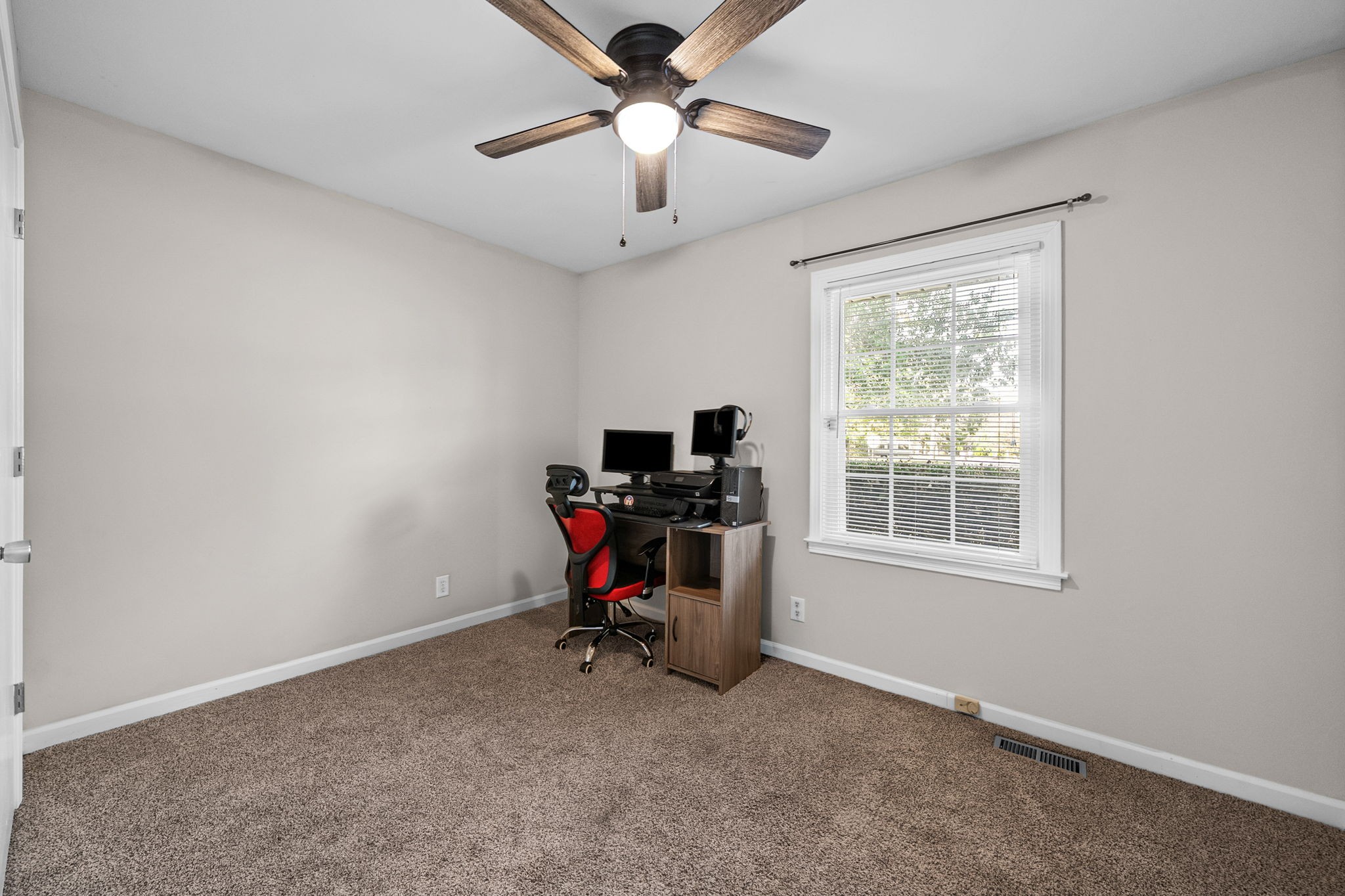 634 Cleveland Dr Property Photo 21