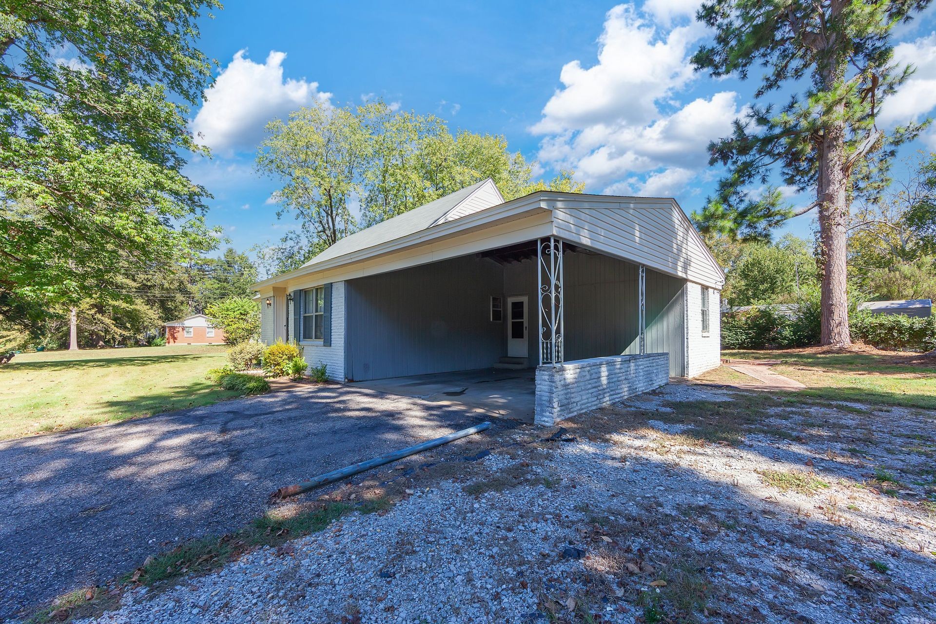 566 Pearson Dr Property Photo 4