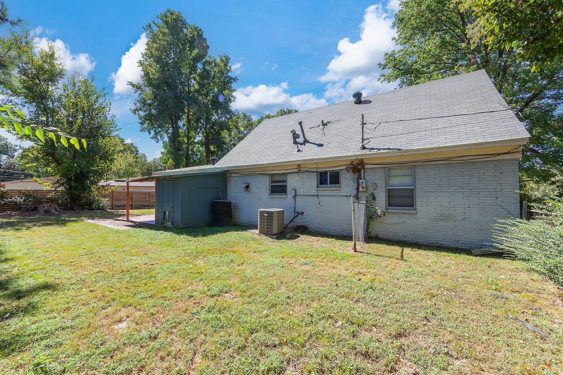 566 Pearson Dr Property Photo 23