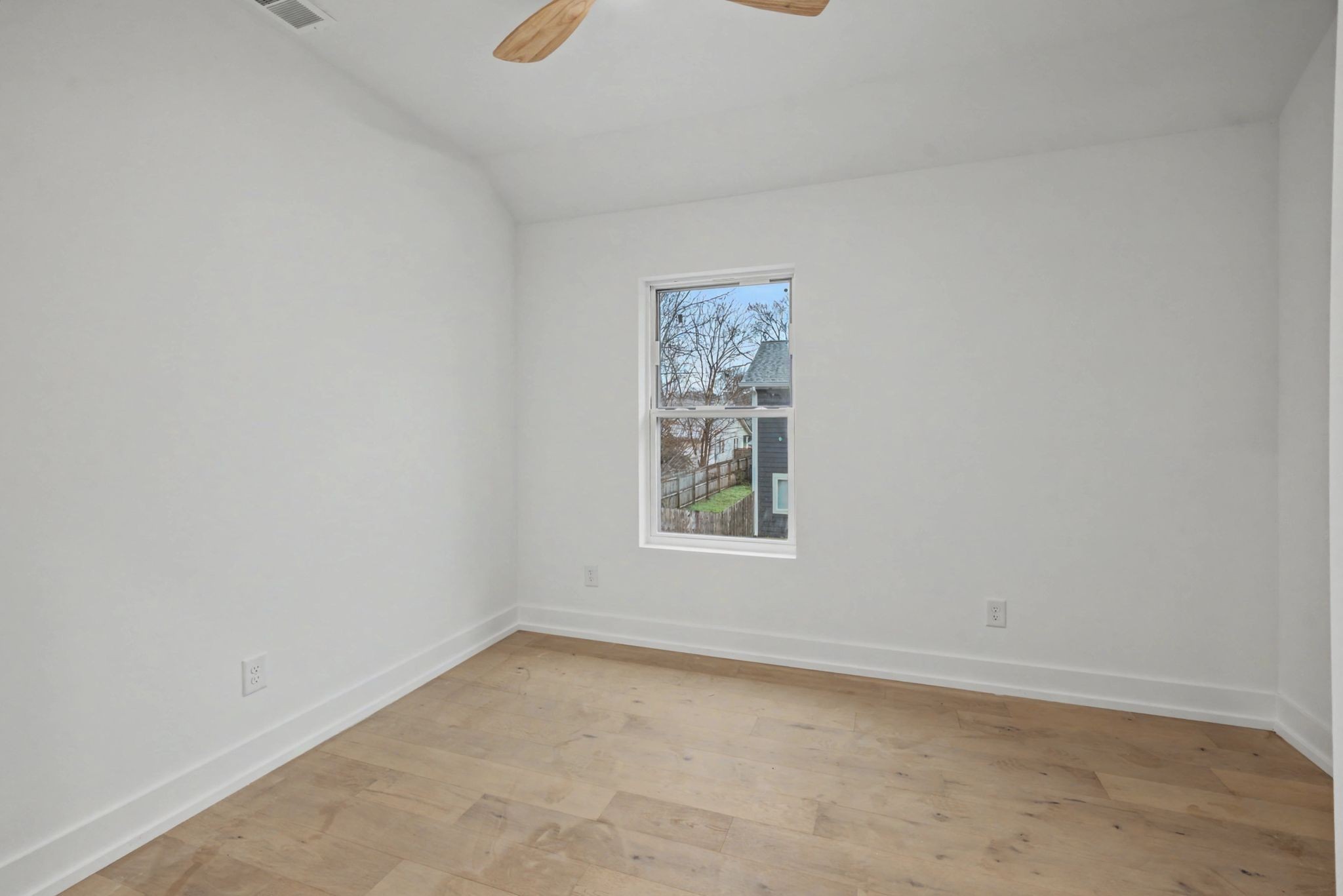 812 N 6th St Property Photo 64