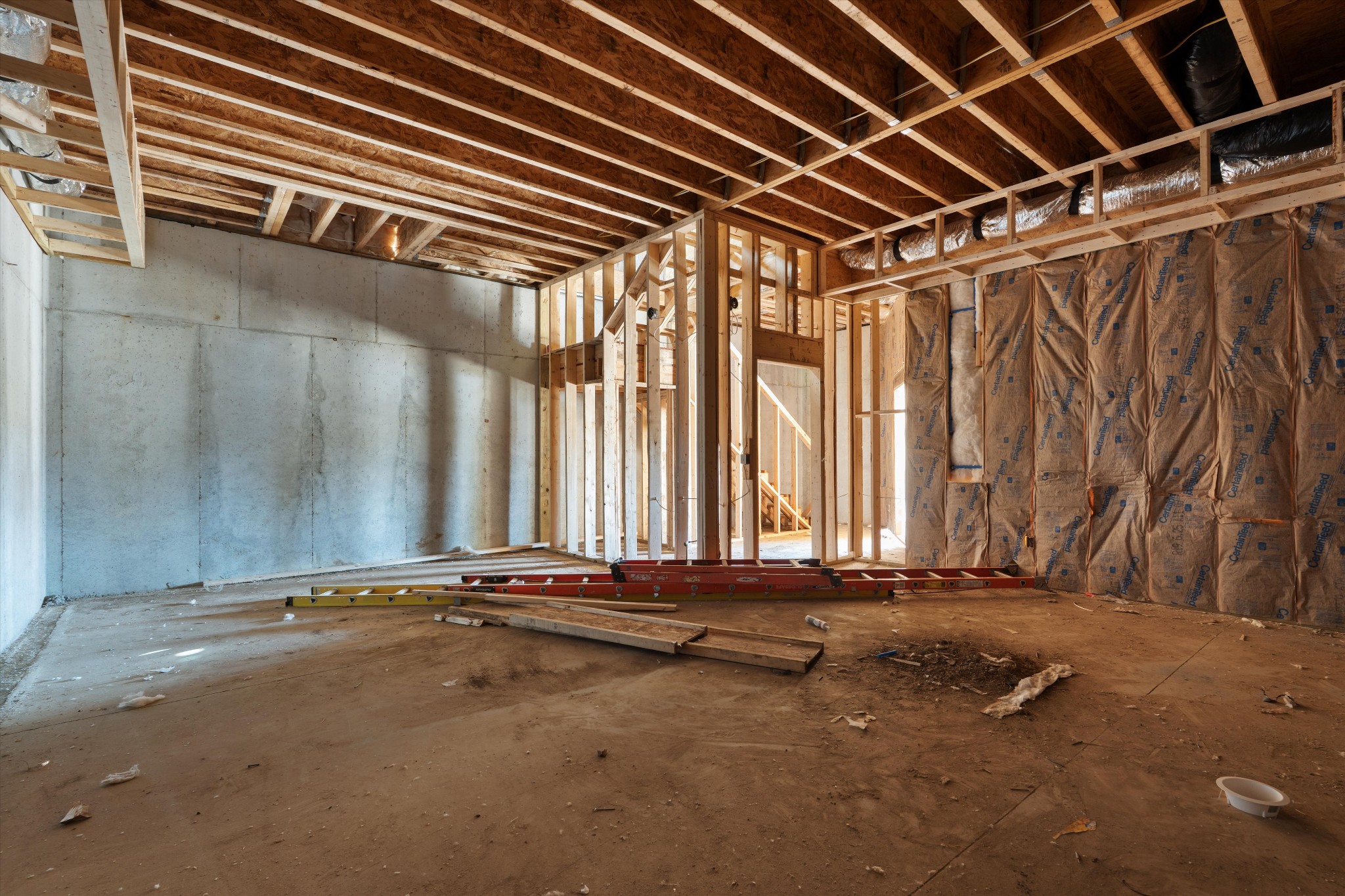 2403a Grover St Property Photo 3