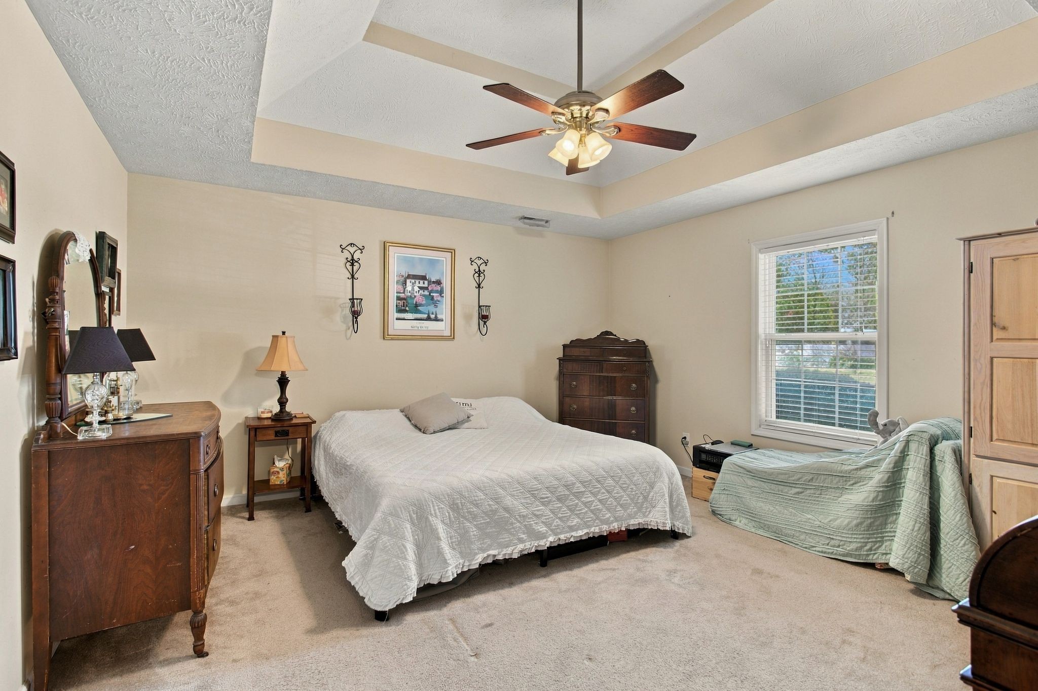 1020 Graham Way Property Photo 12