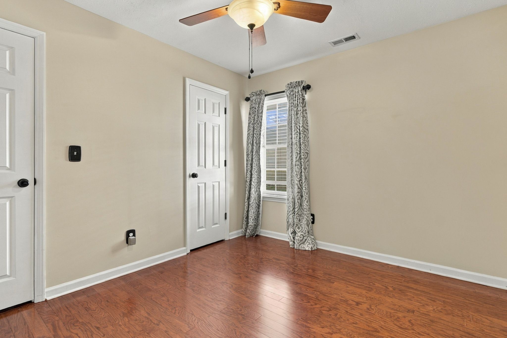 1533 Emerald Bay Blvd Property Photo 18