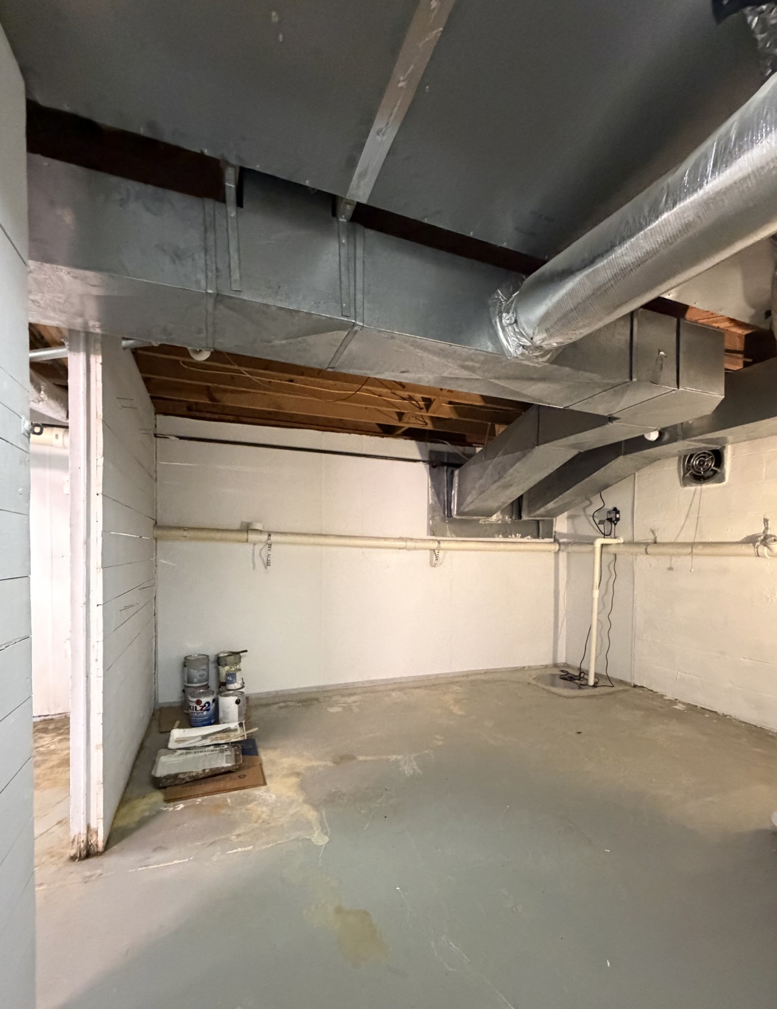 1072 Stanley Ave Property Photo 17