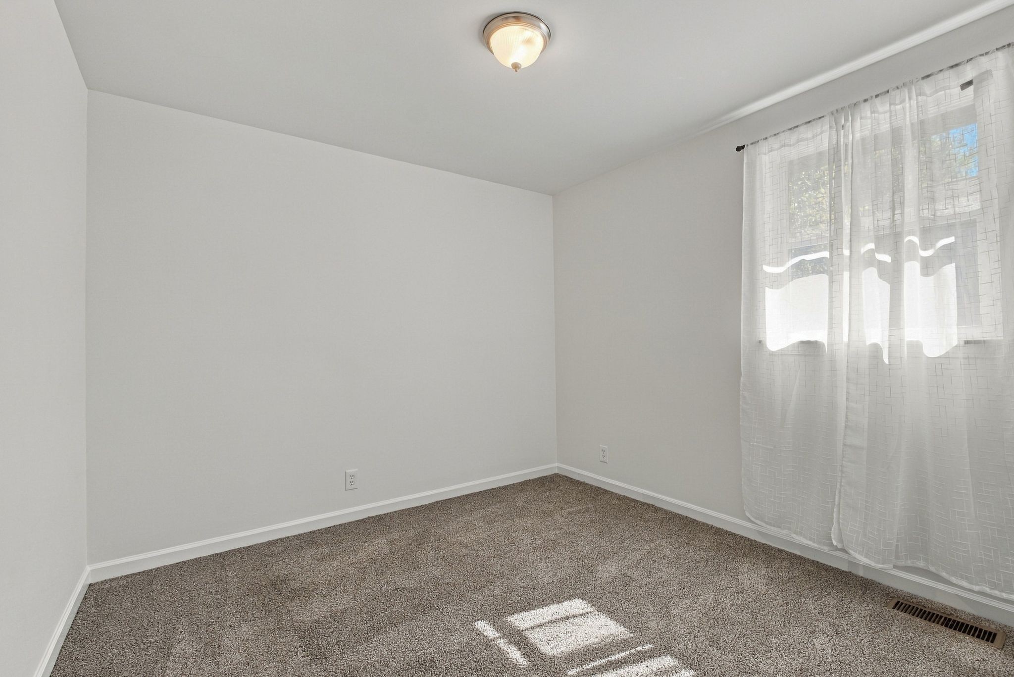 5113 Manorwood Ct Property Photo 16