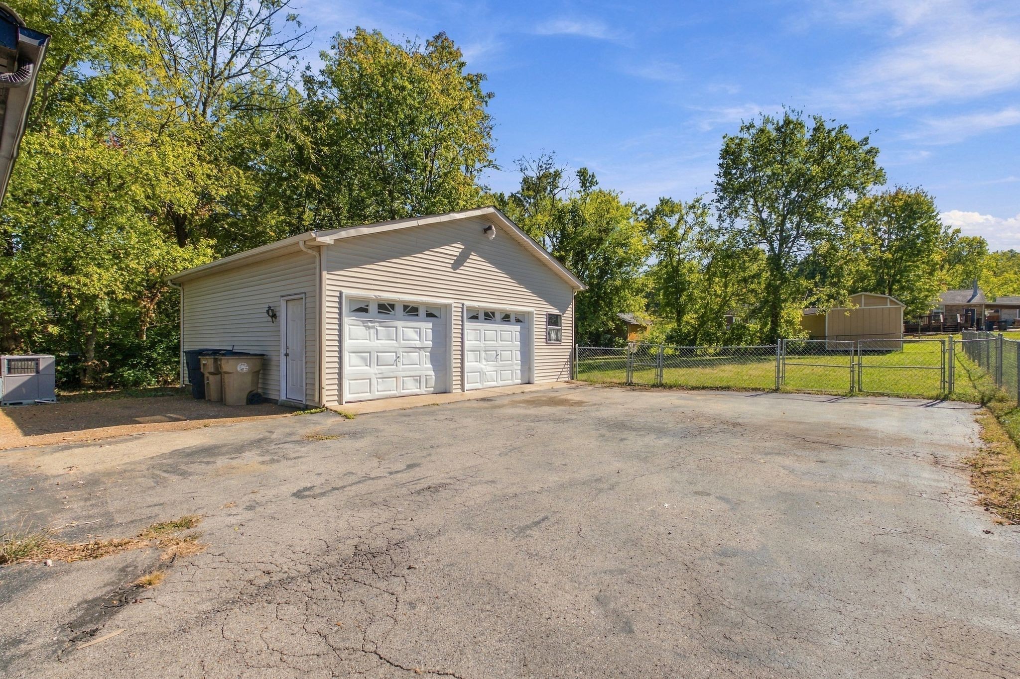 5113 Manorwood Ct Property Photo 27
