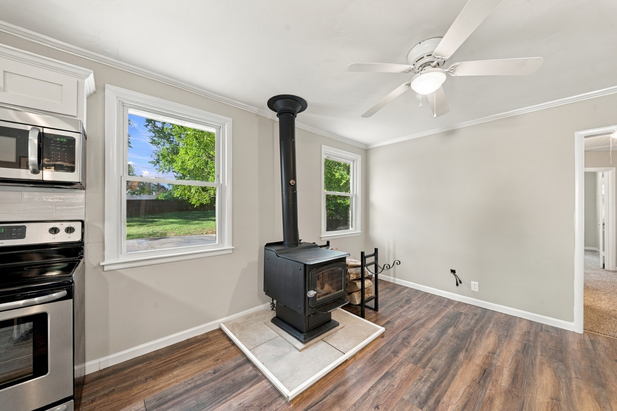 210 Nottingham Pl Property Photo 7