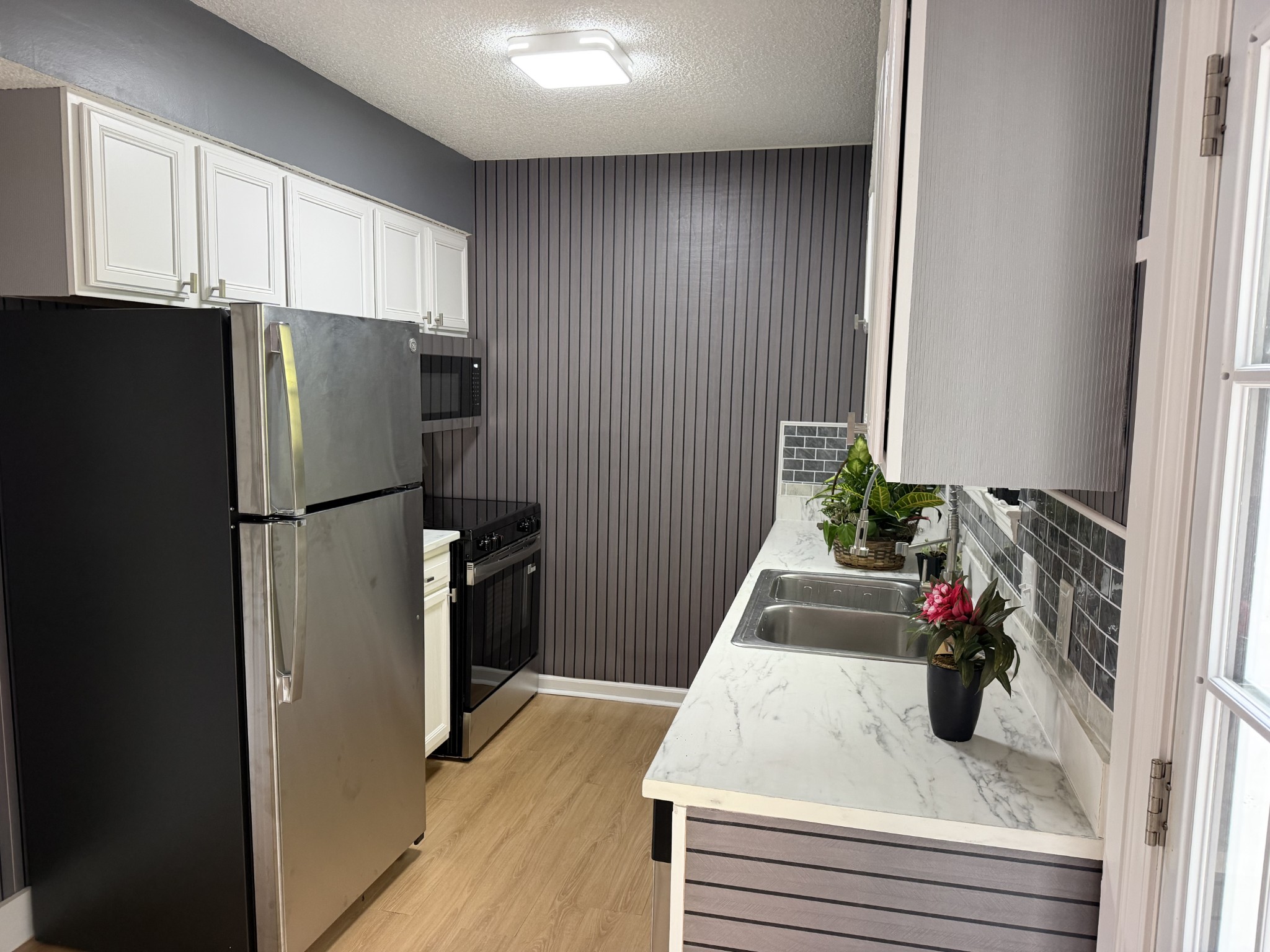 1115 Quail Ct, W Property Photo 22