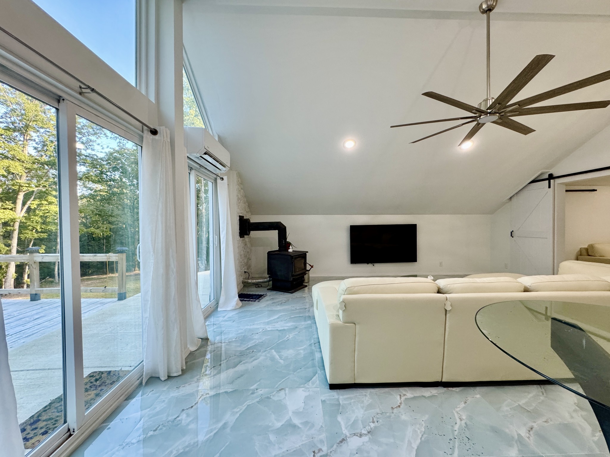 1239 Cherokee Rd Property Photo 6