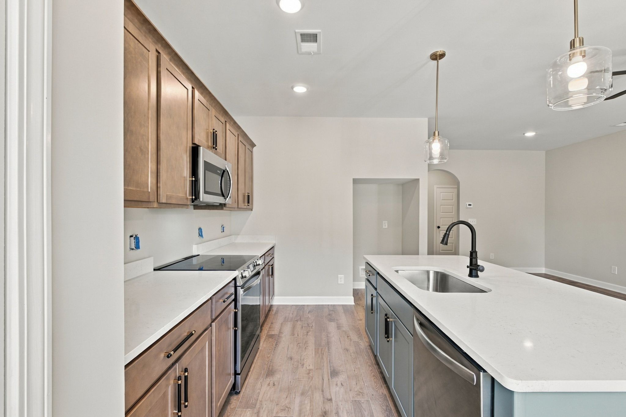 348 Twig Pvt Ct Property Photo 8