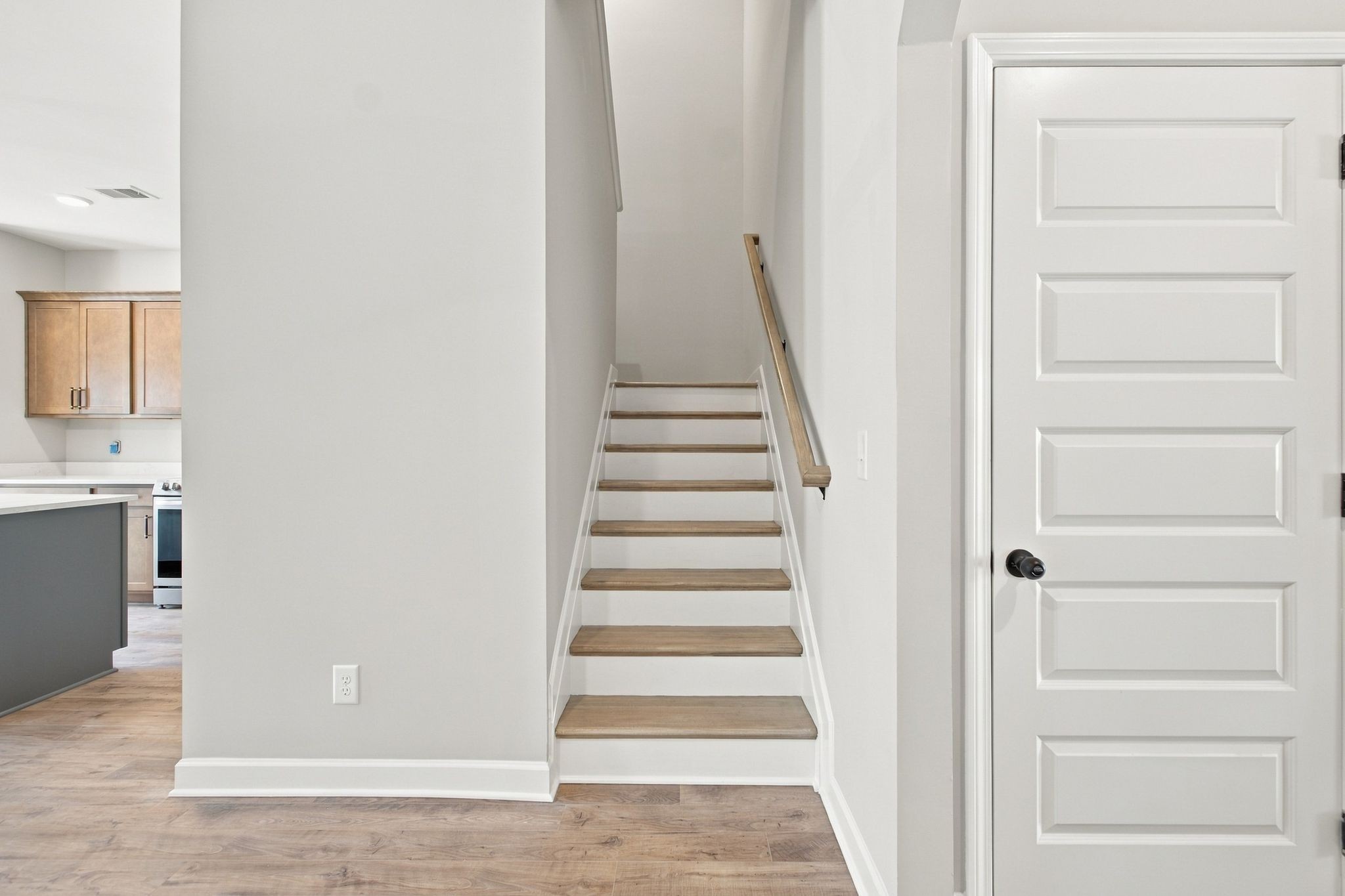 348 Twig Pvt Ct Property Photo 15