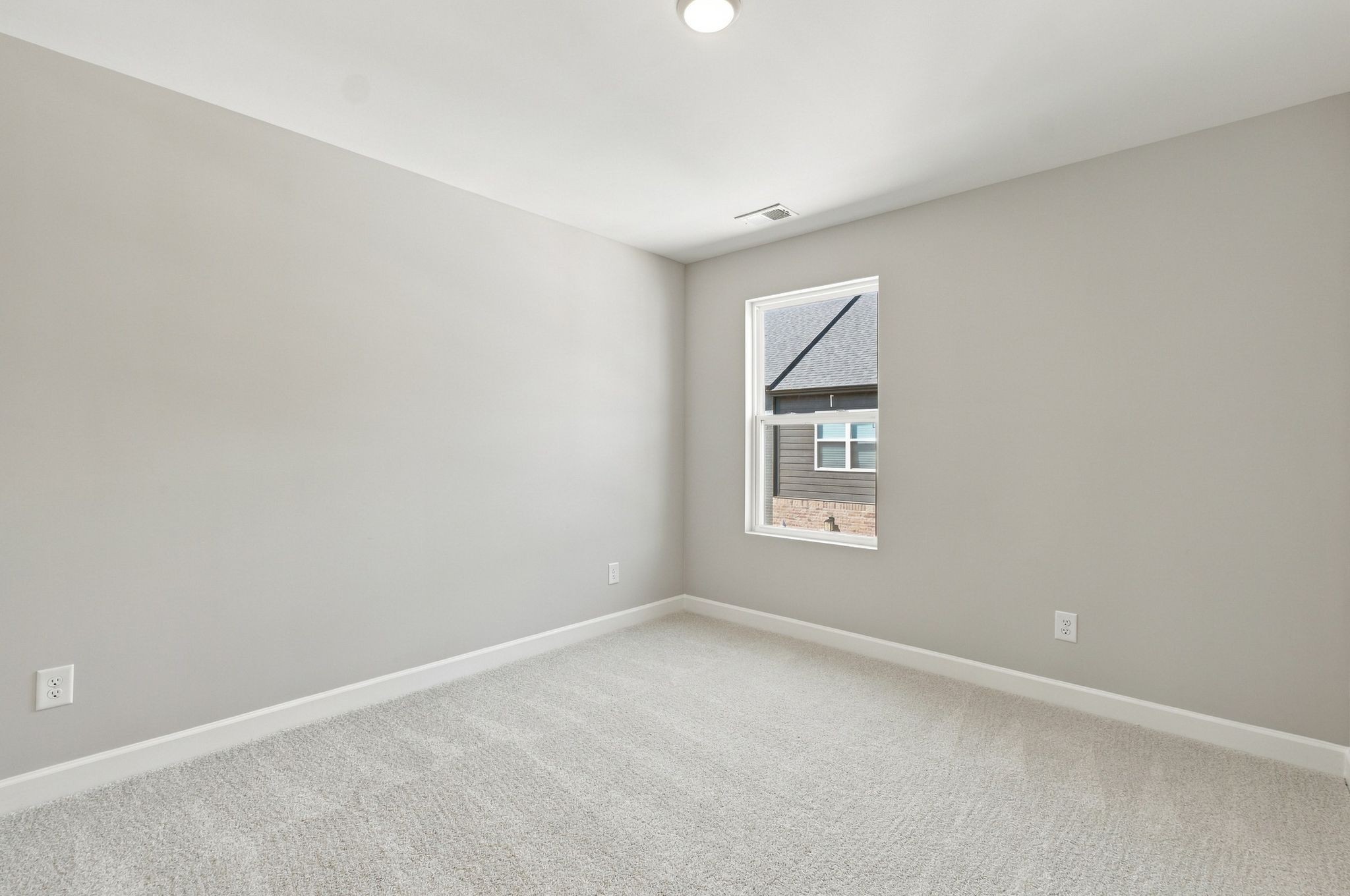 348 Twig Pvt Ct Property Photo 16