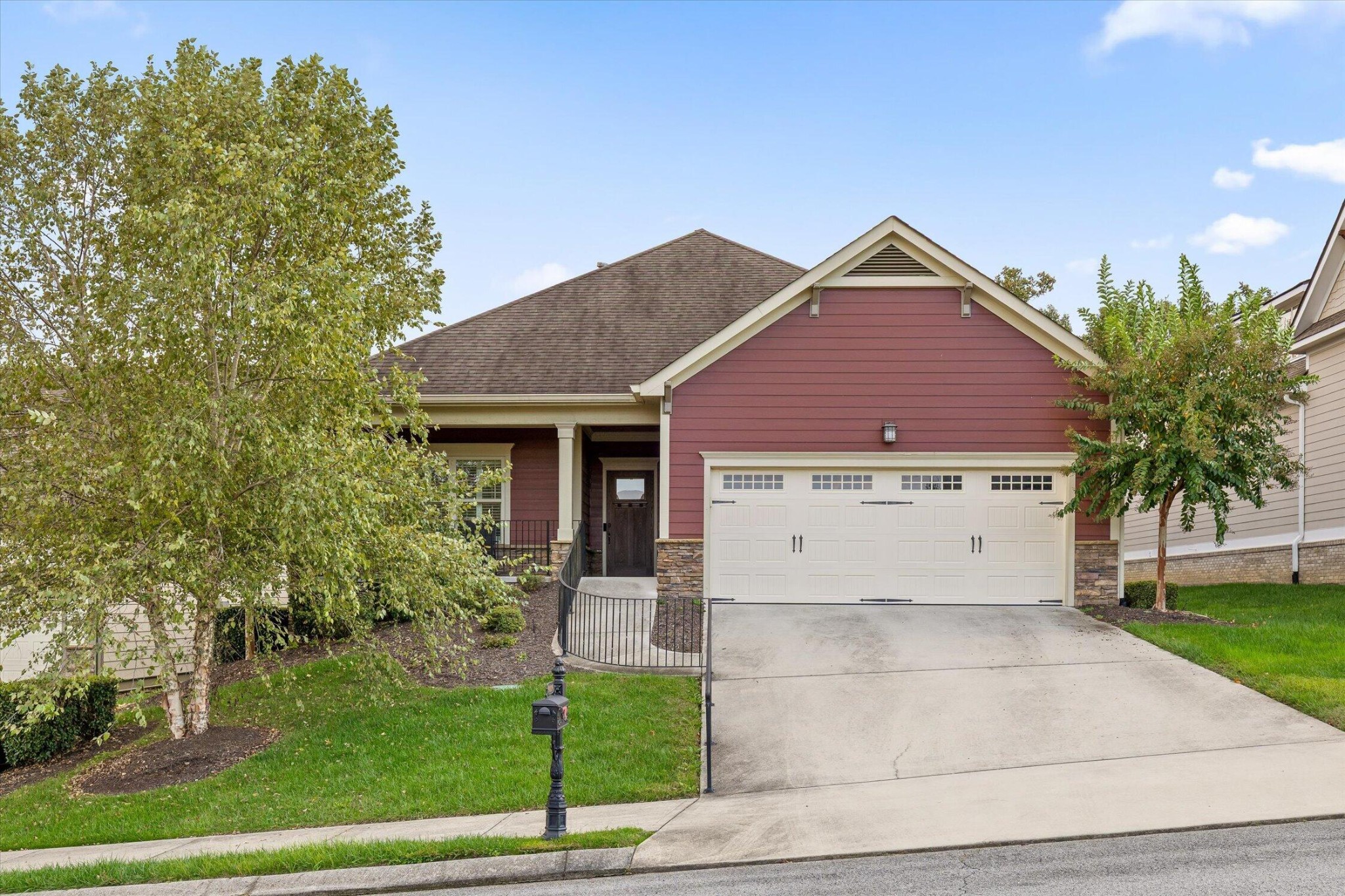 9109 Leyland Drive Property Photo 1