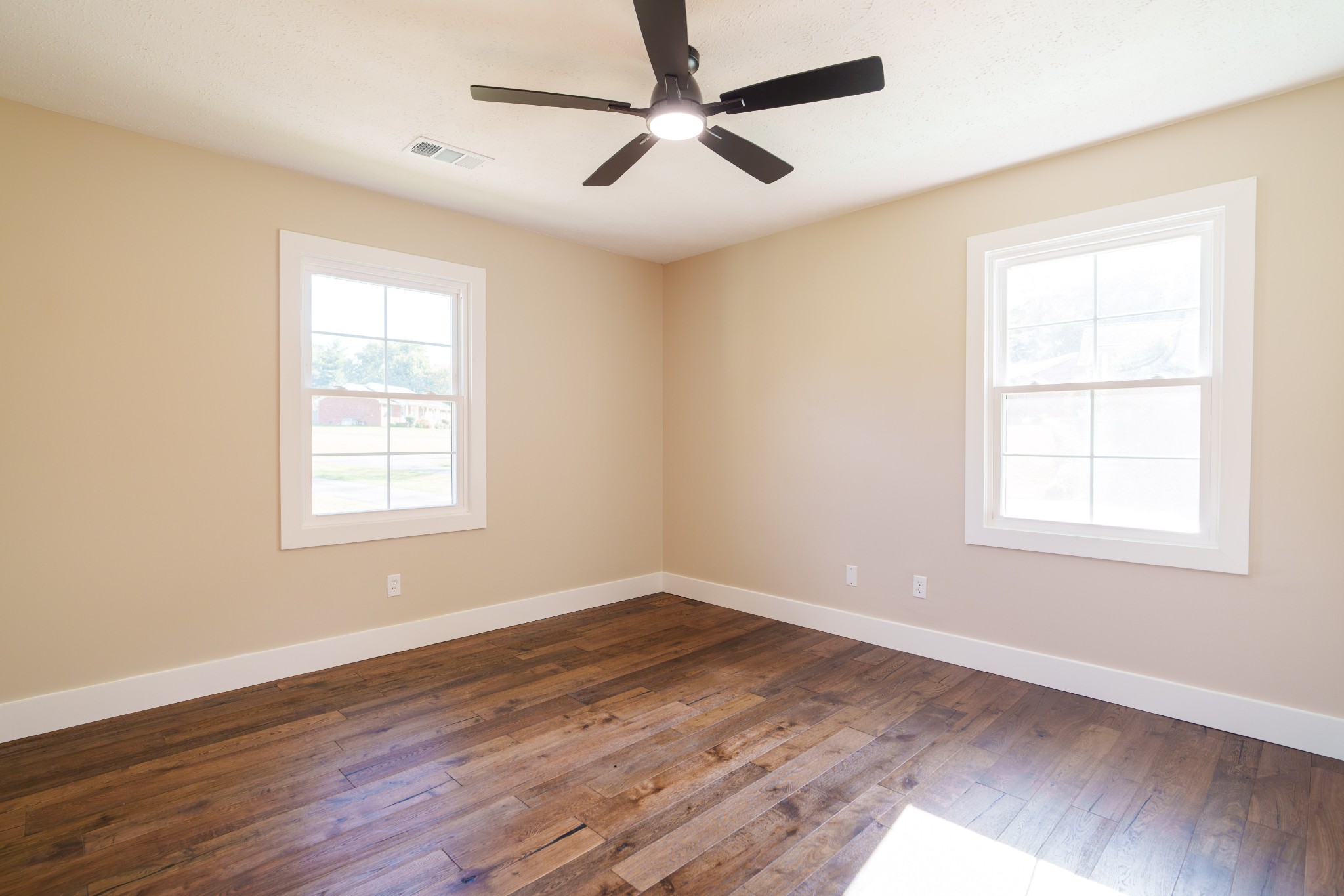 2519 Candyland Cir Property Photo 16