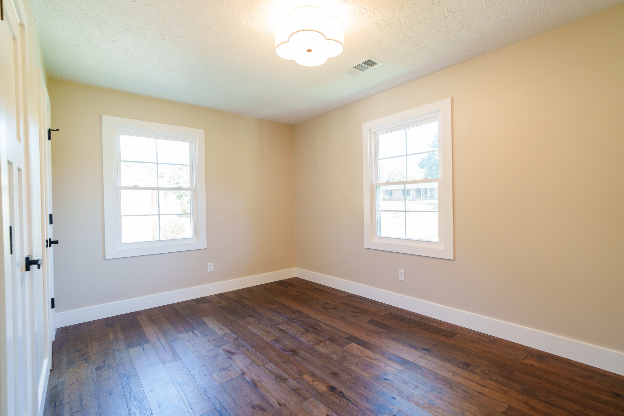 2519 Candyland Cir Property Photo 25
