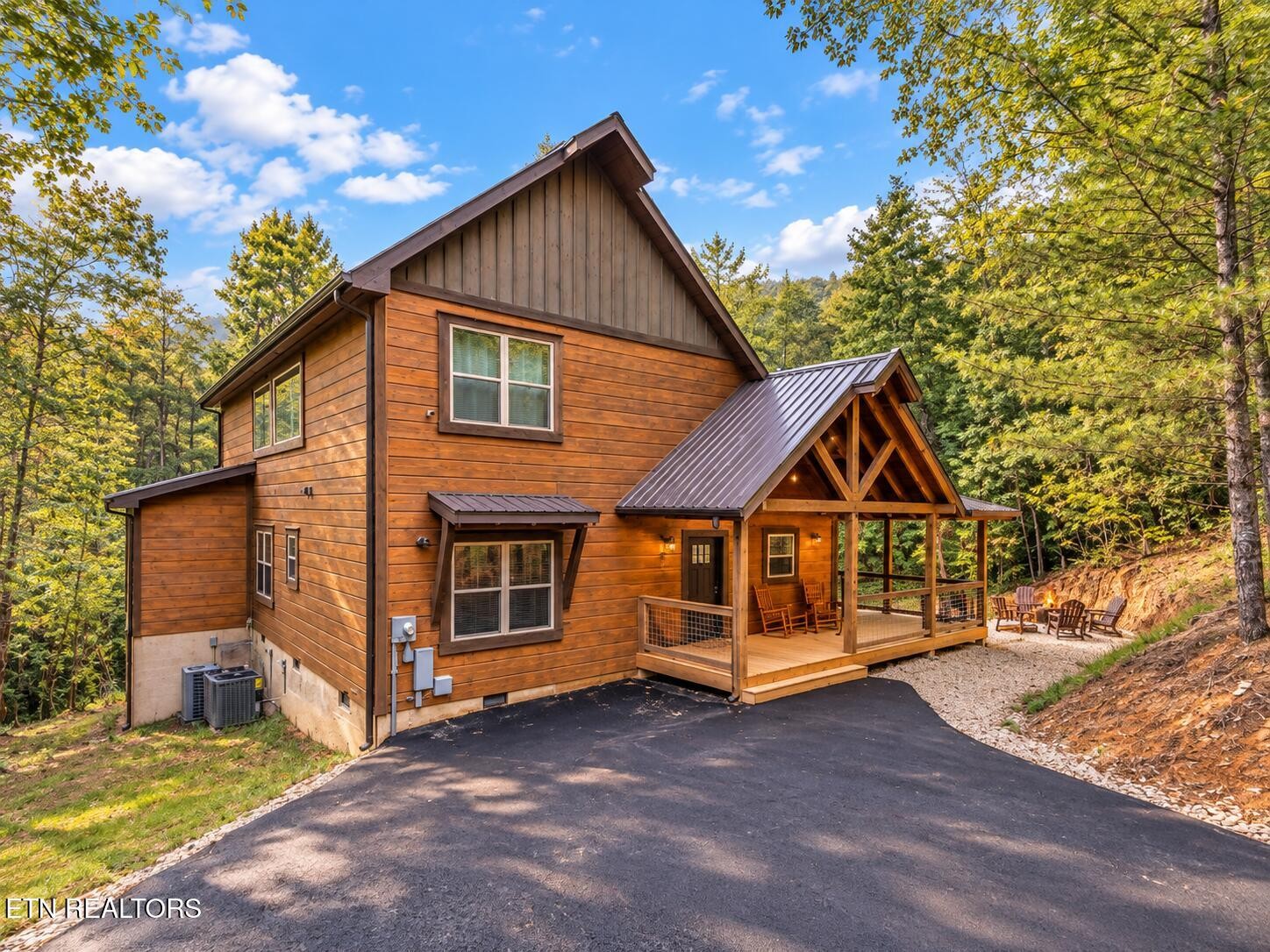 2762 Sawmill Branch Drive Property Photo 1