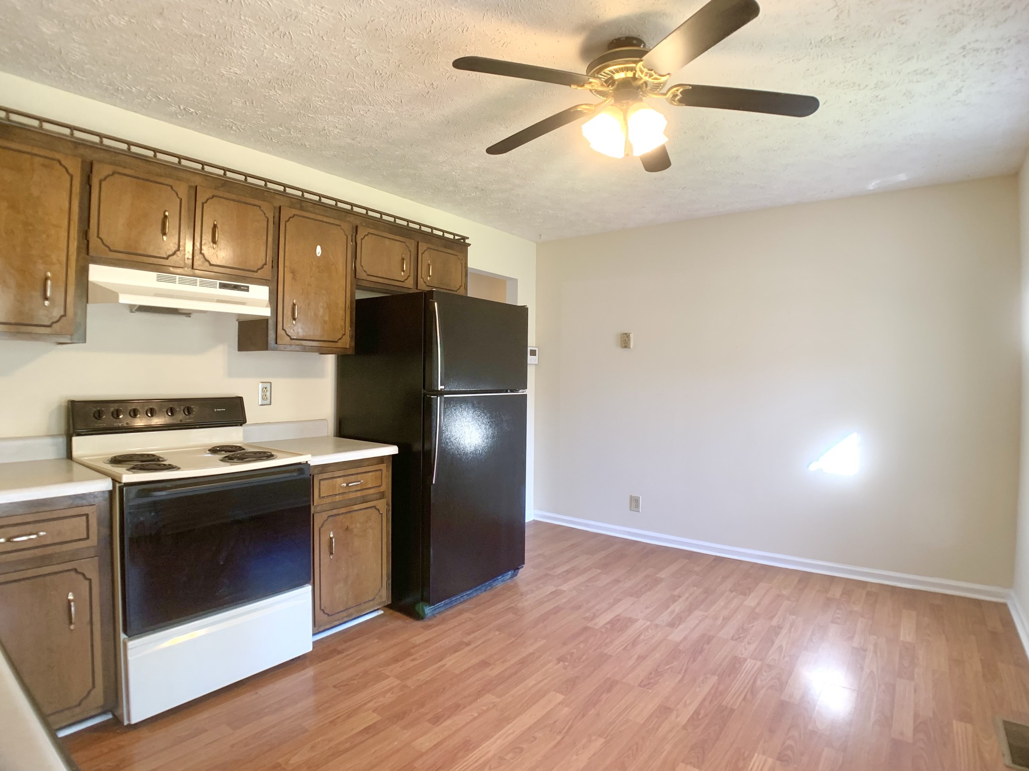 833 Washington Ave Property Photo 6