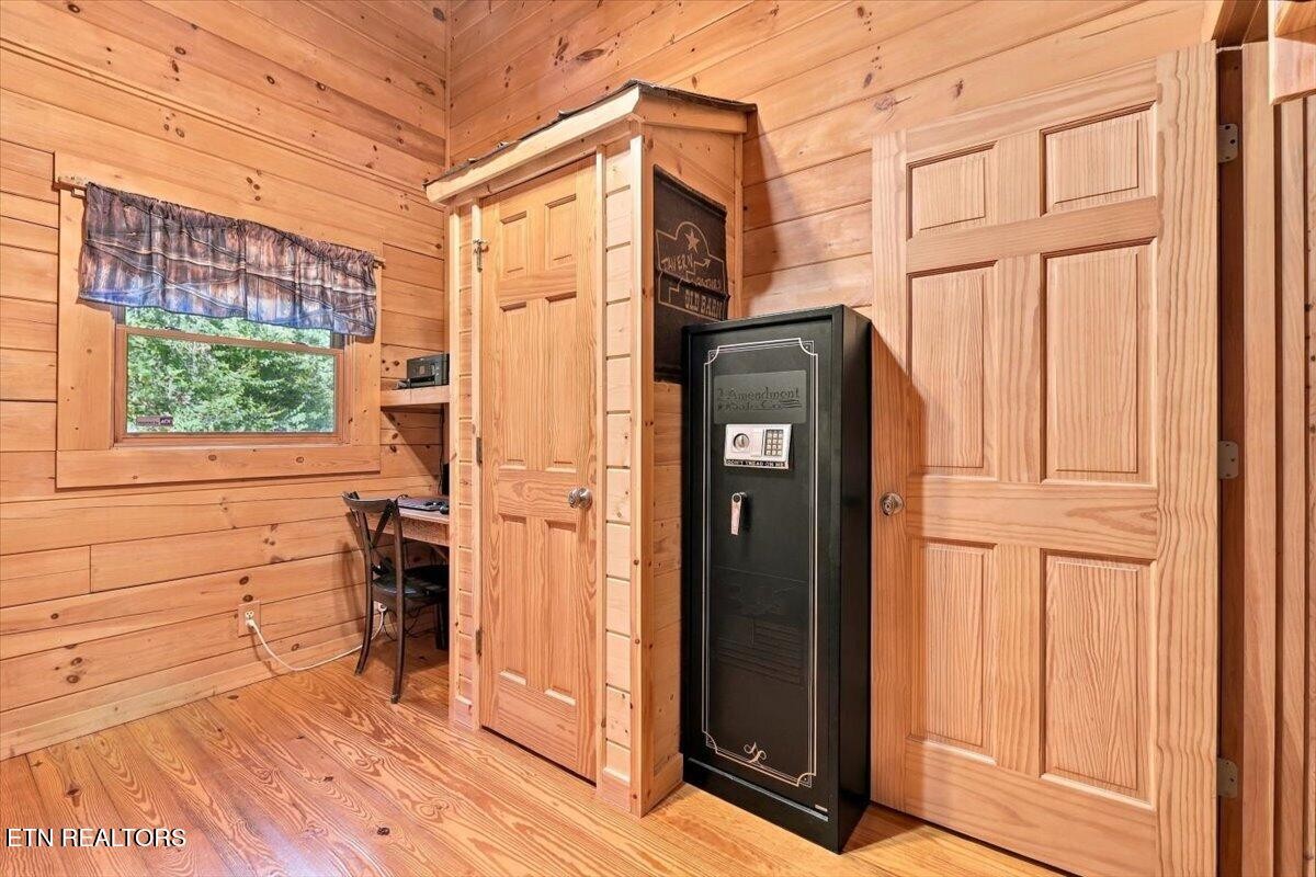462 Middle Creek Rd Property Photo 12