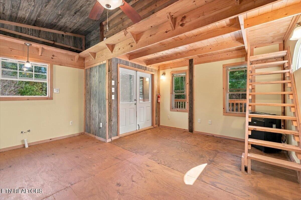 462 Middle Creek Rd Property Photo 36