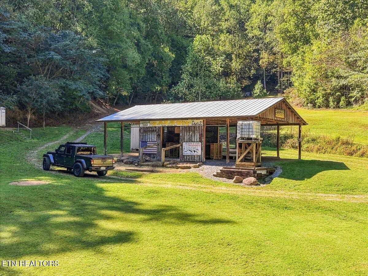 462 Middle Creek Rd Property Photo 41