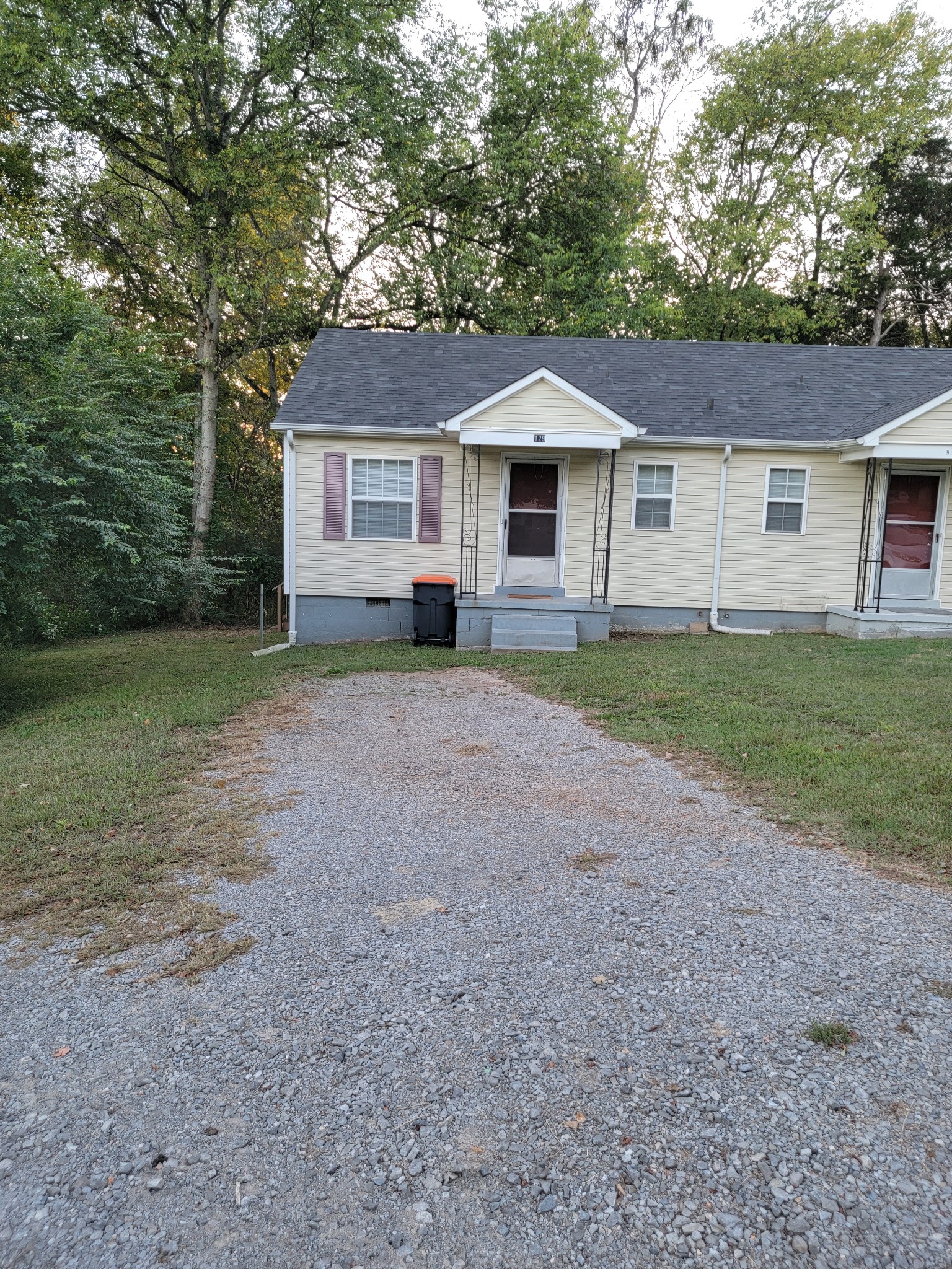 129 Allison Dr Property Photo 1