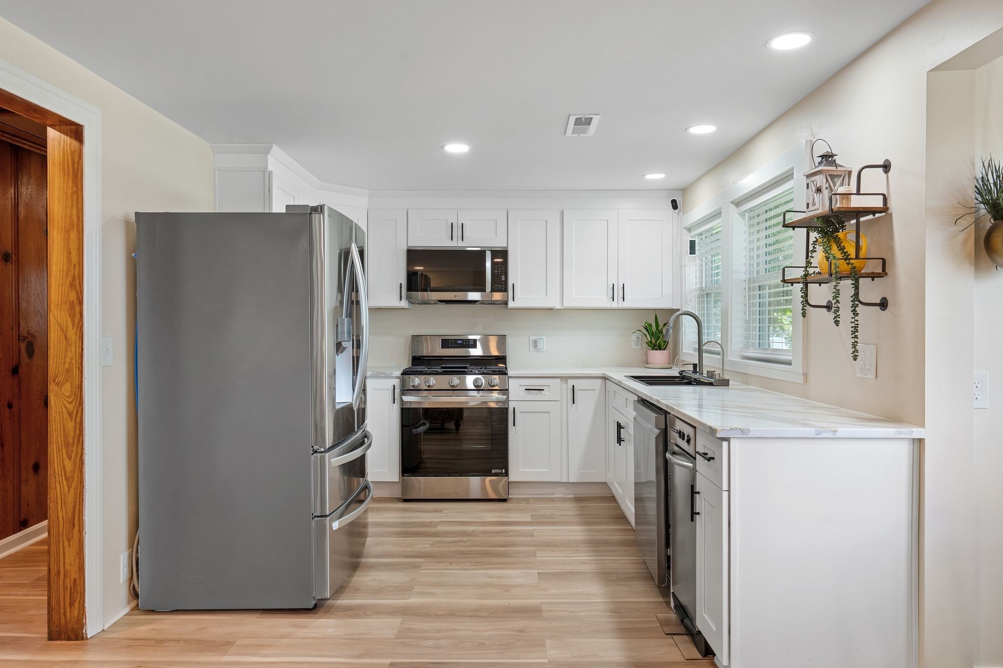 102 Oak Park Property Photo 19