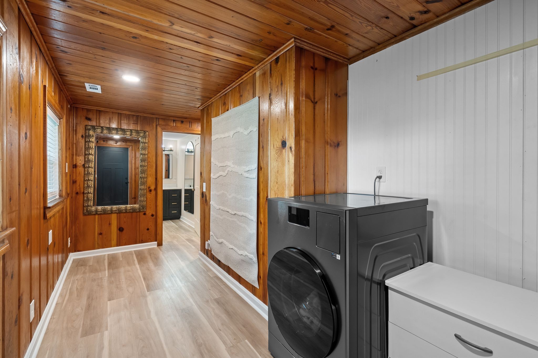 102 Oak Park Property Photo 28