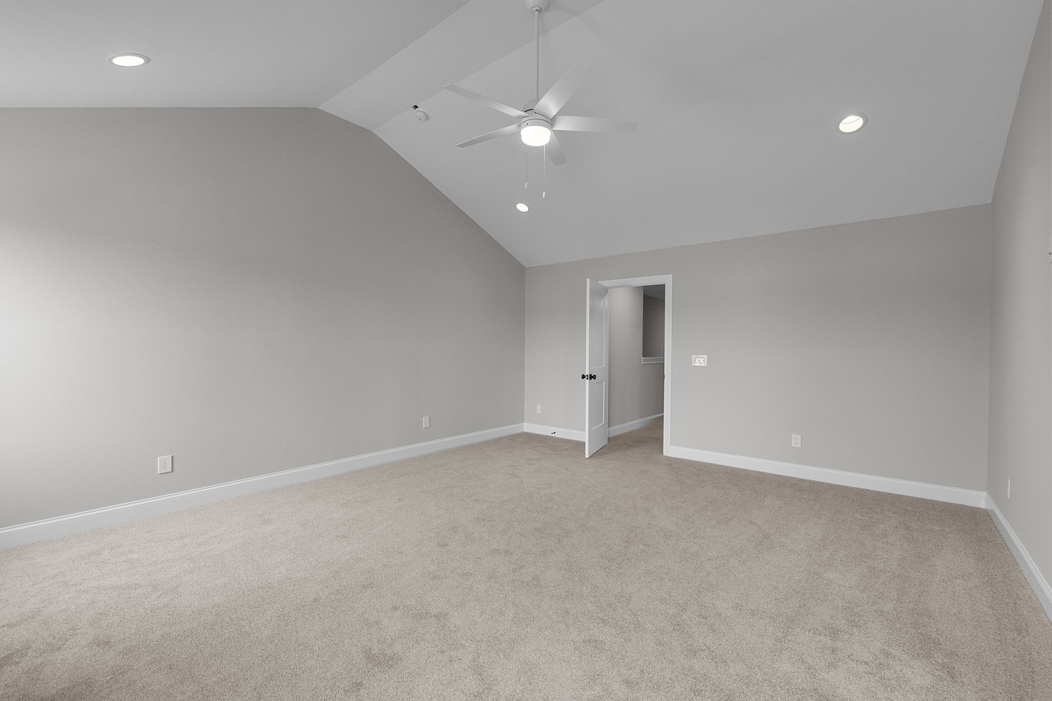 2014 Gracie Bug Loop Property Photo 16
