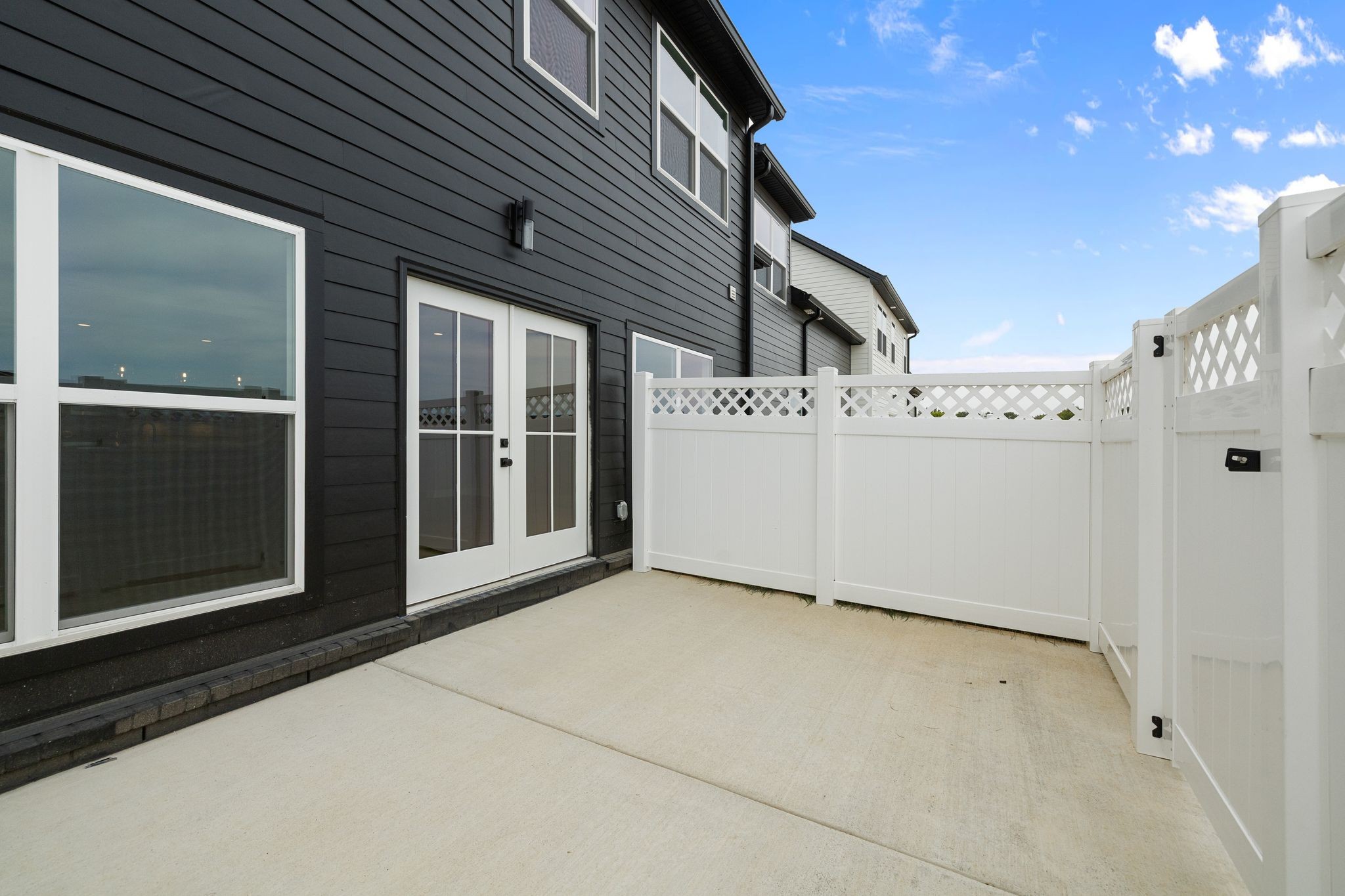 2014 Gracie Bug Loop Property Photo 17