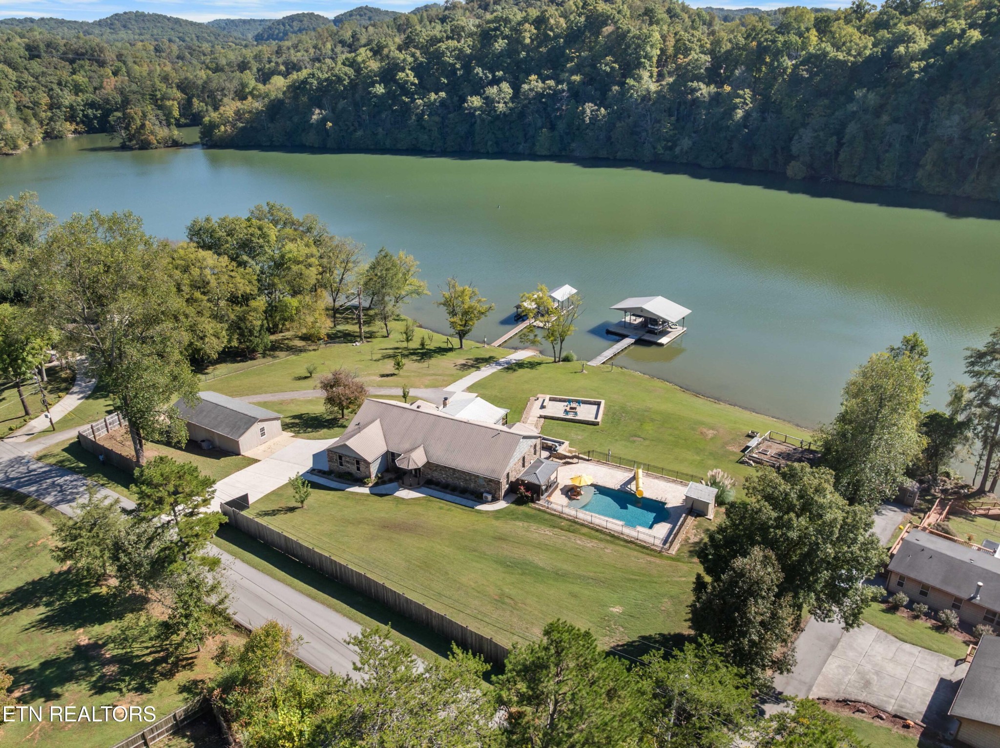 274 Lakecrest Drive Property Photo 43