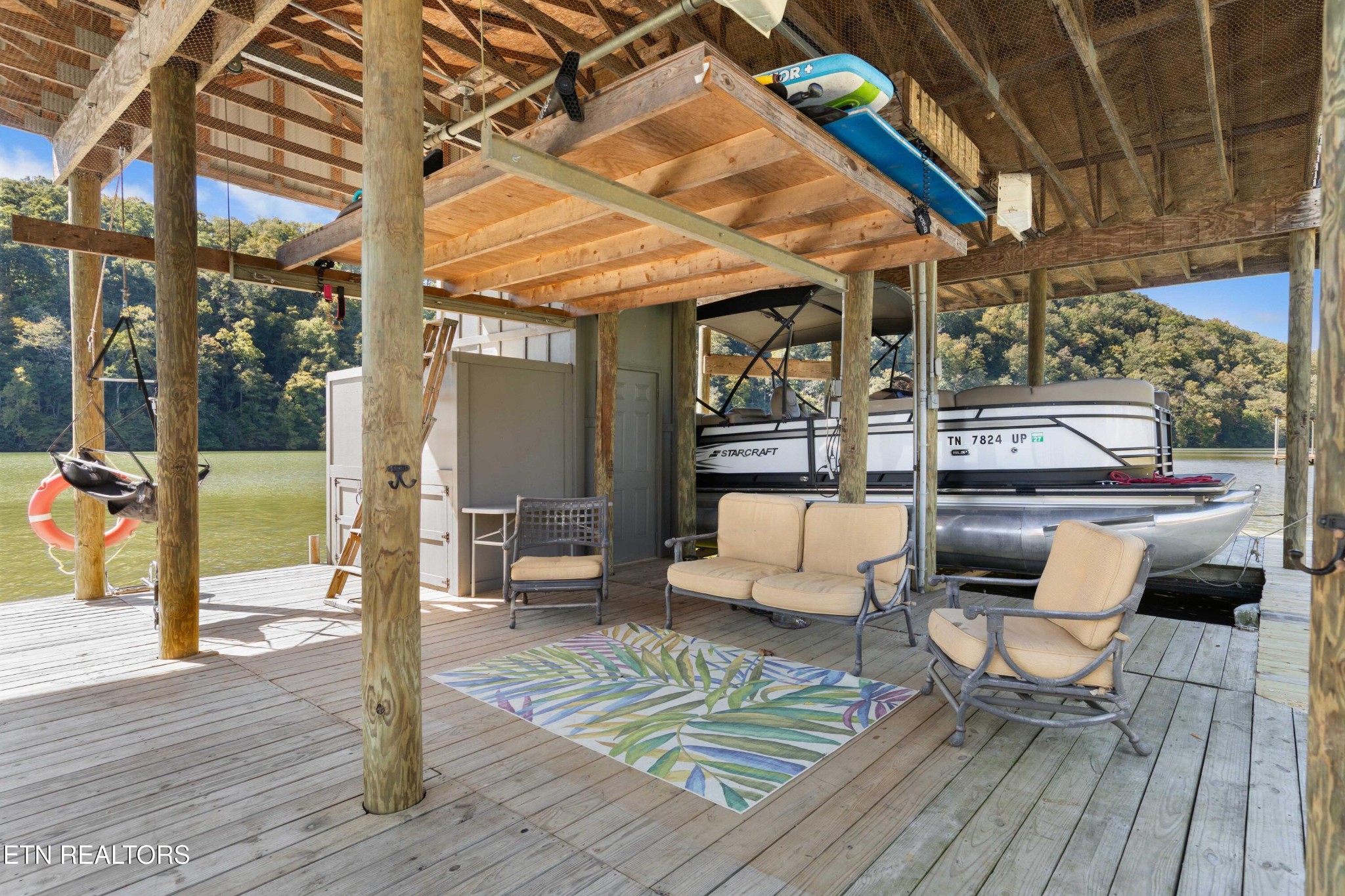 274 Lakecrest Drive Property Photo 48