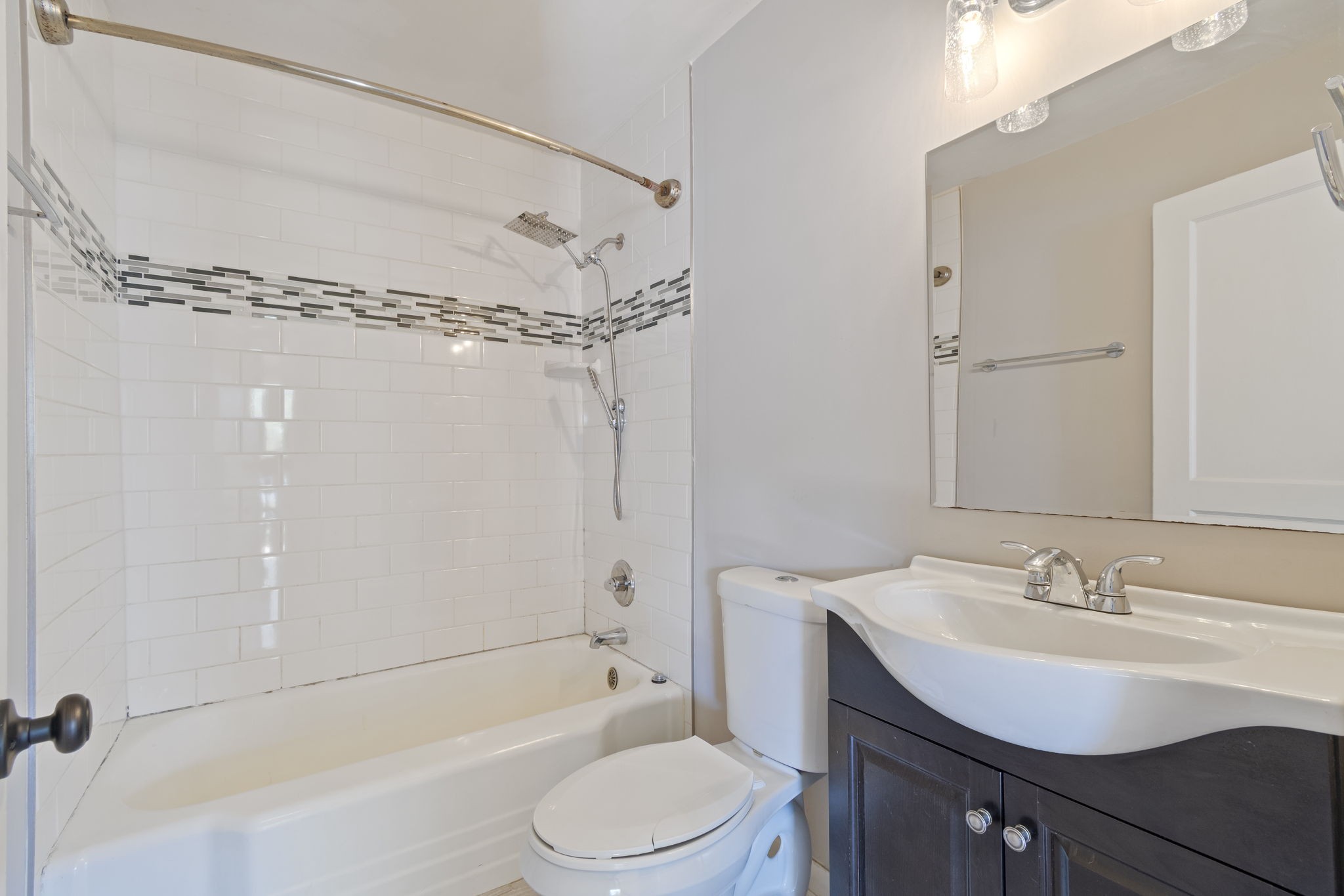 5806 Robertson Ave Property Photo 9