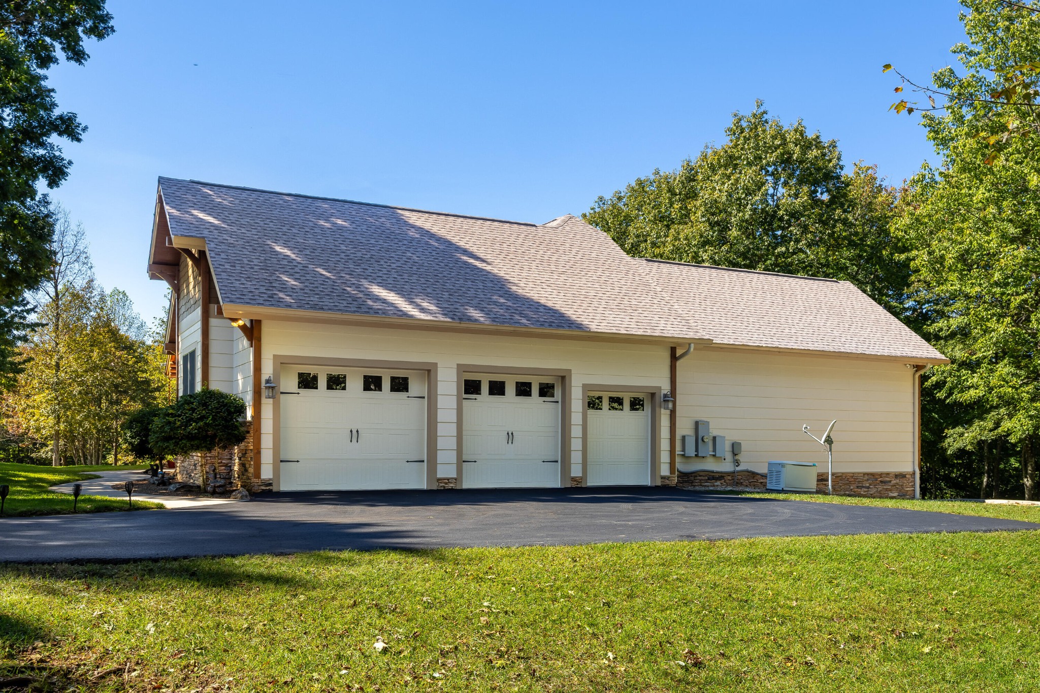 347 Tunnie Point Property Photo 5