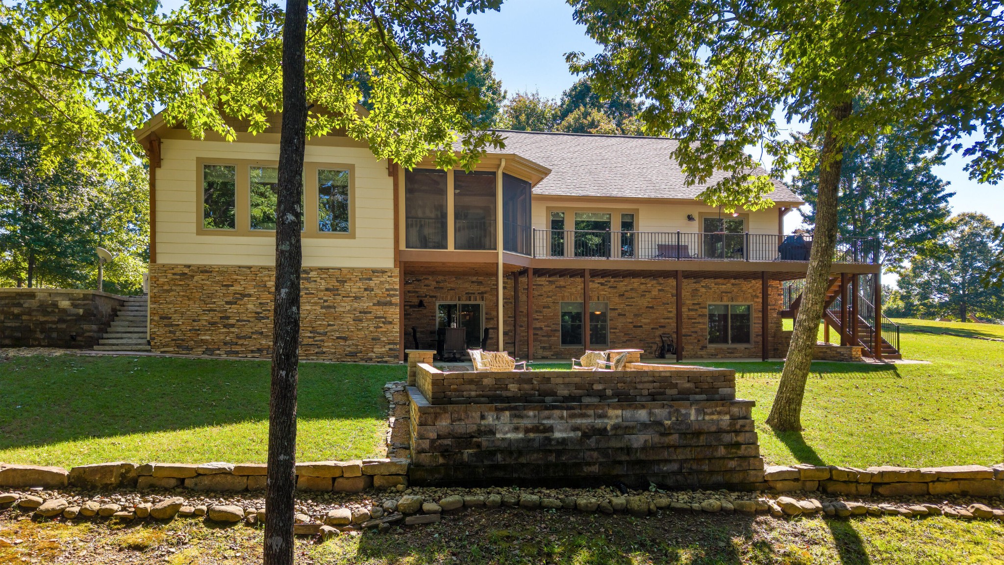 347 Tunnie Point Property Photo 8