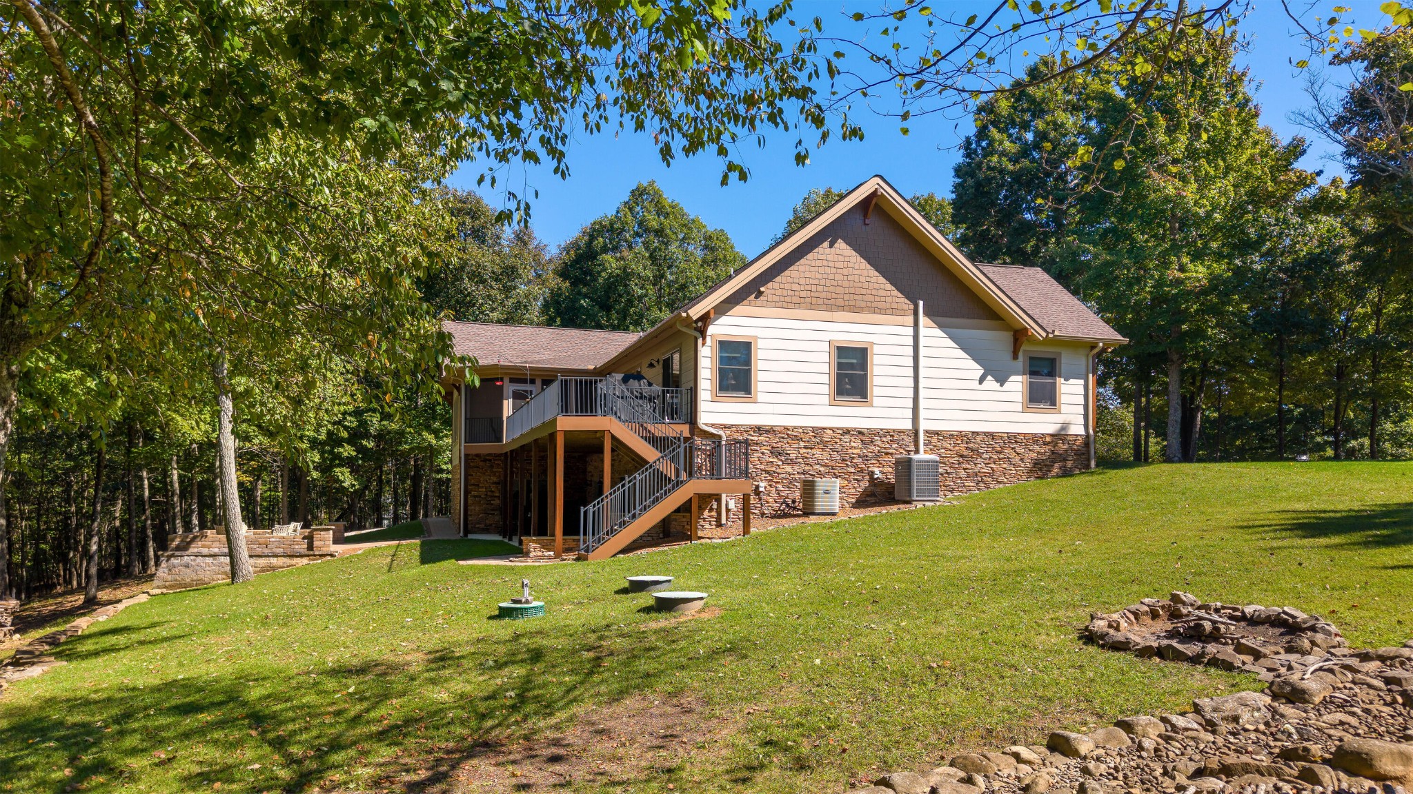 347 Tunnie Point Property Photo 10