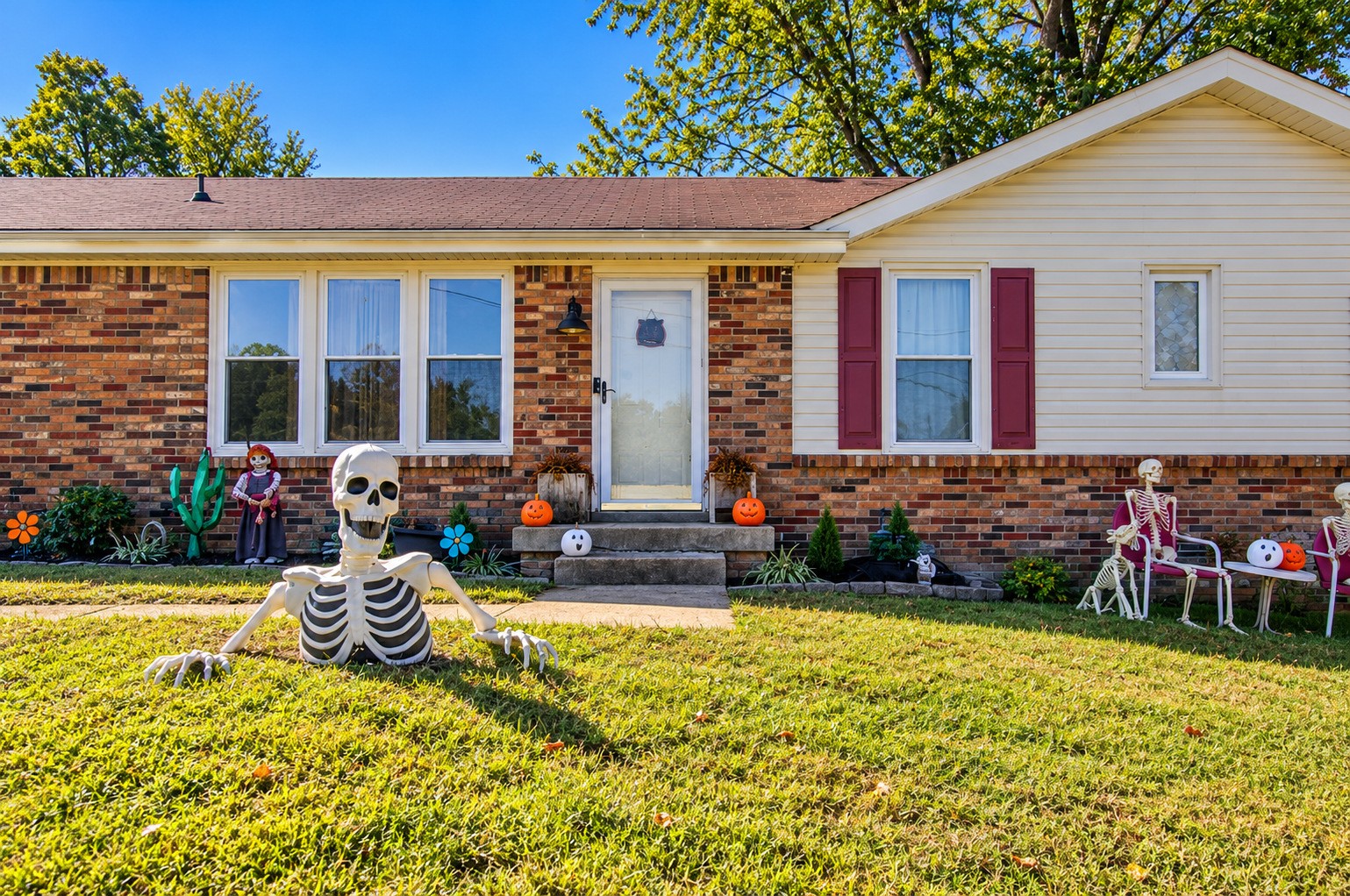 916 Kenwood Dr Property Image