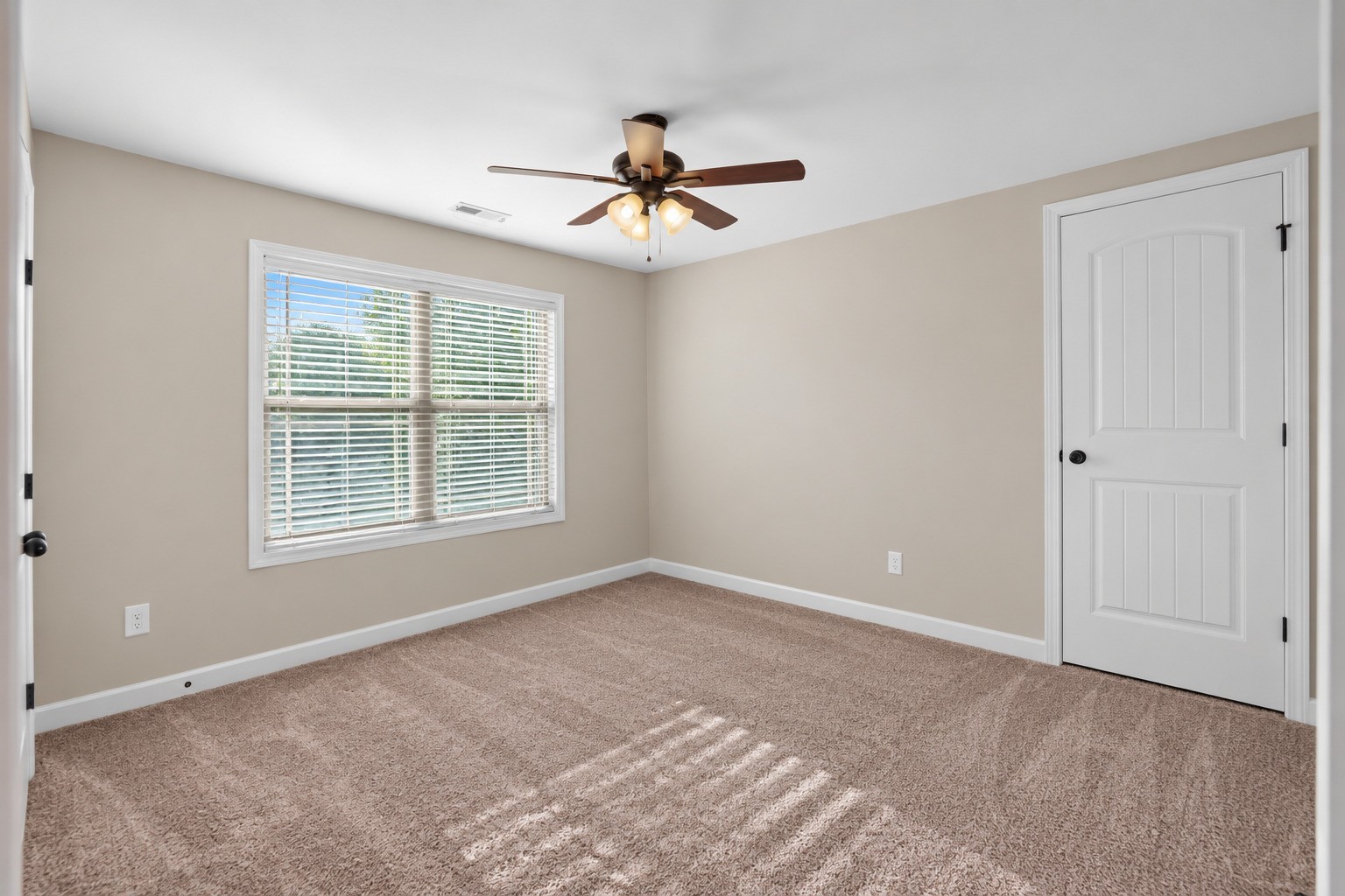 5232 Honeybee Dr Property Photo 30
