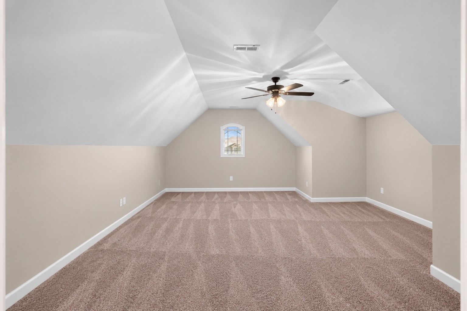 5232 Honeybee Dr Property Photo 33