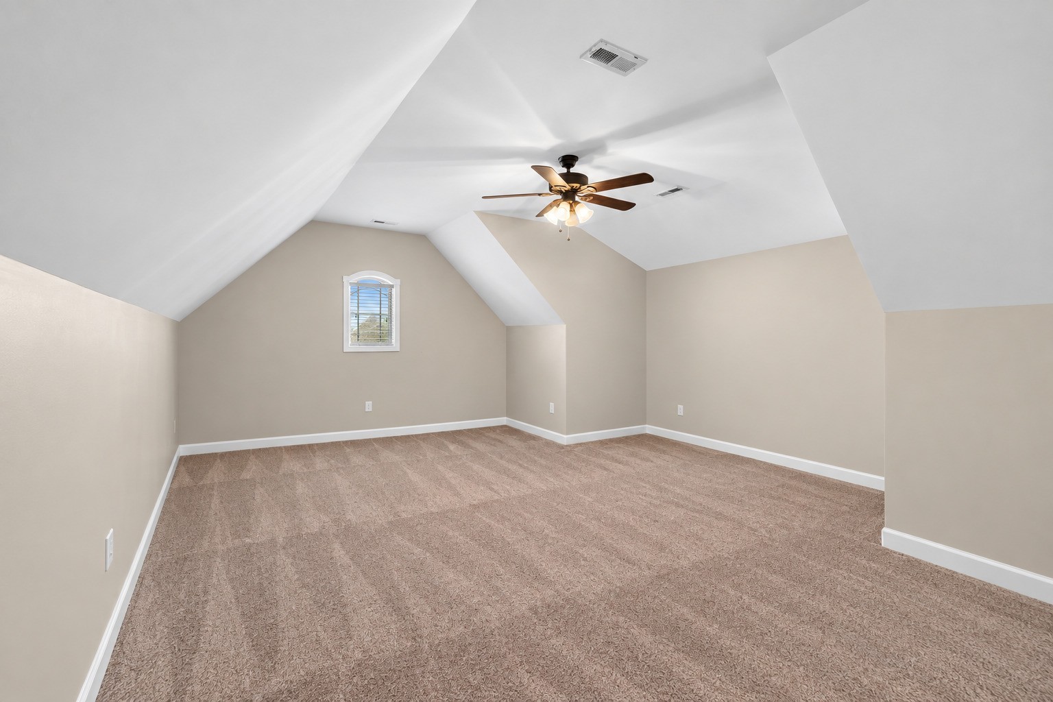5232 Honeybee Dr Property Photo 34