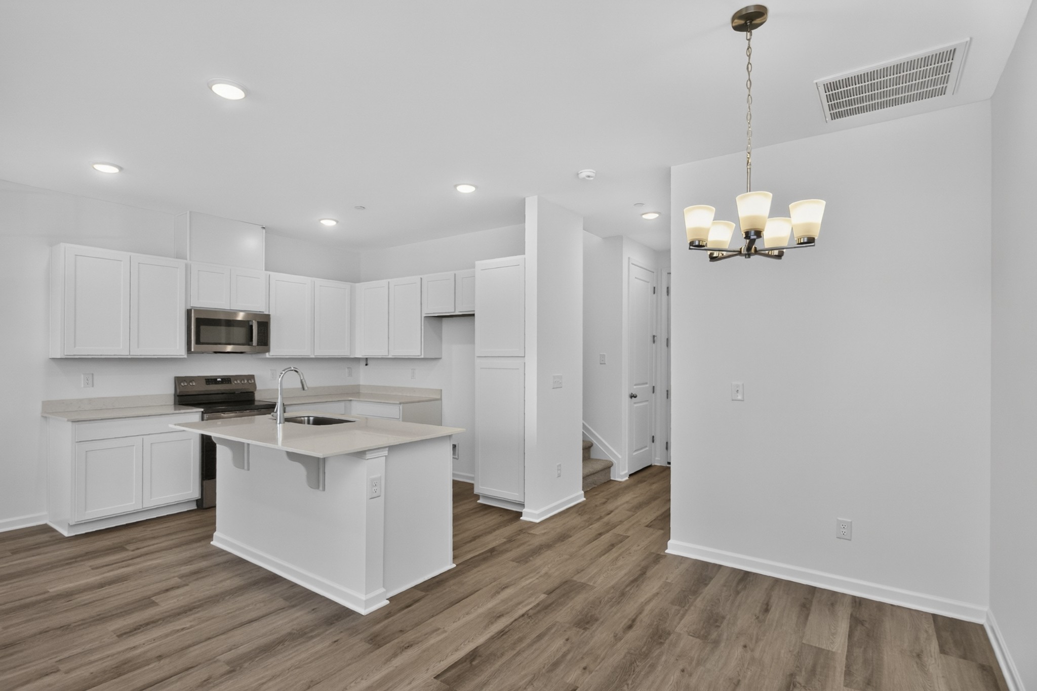 321 Lynwood Station Boulevard Property Photo 14