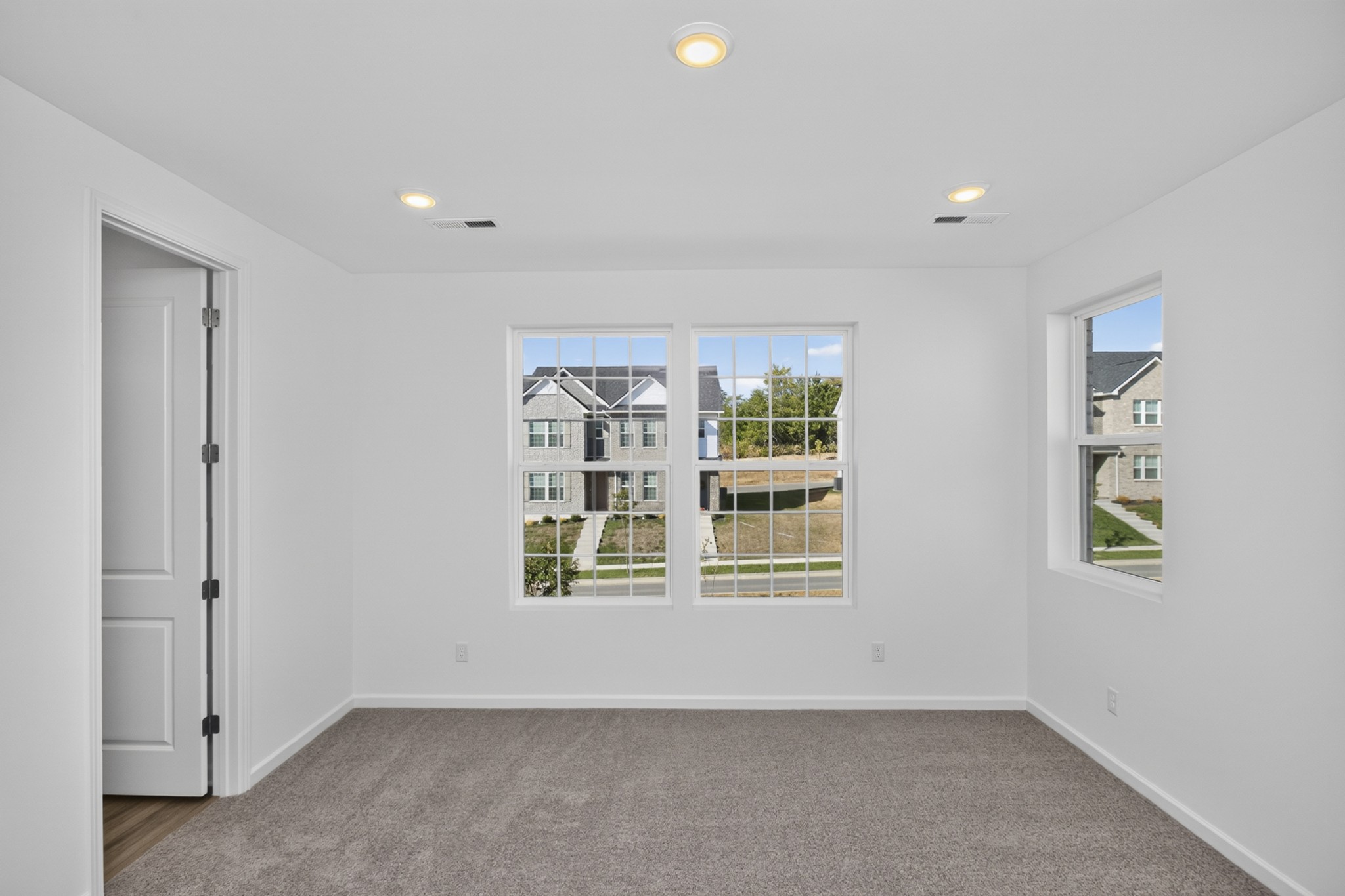 321 Lynwood Station Boulevard Property Photo 22