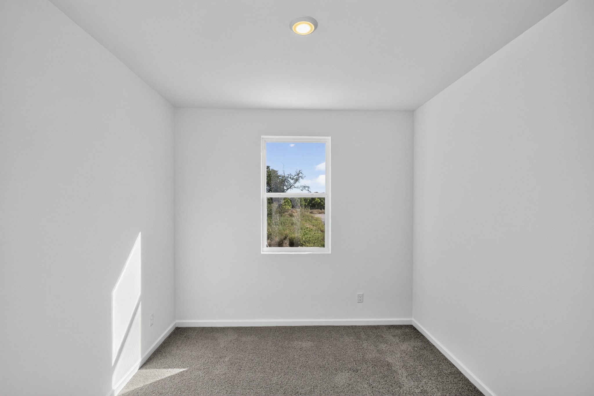 321 Lynwood Station Boulevard Property Photo 29