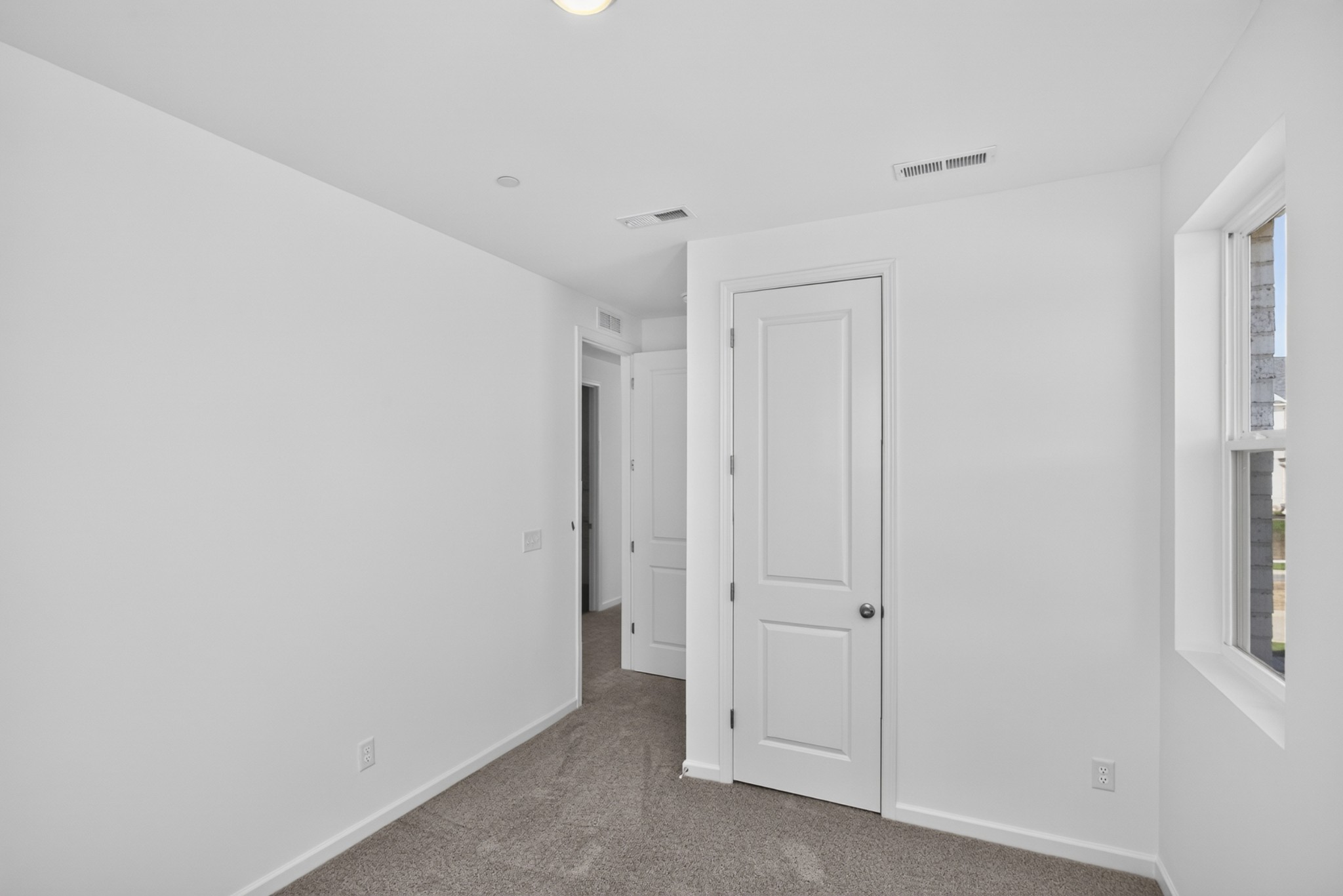 321 Lynwood Station Boulevard Property Photo 33